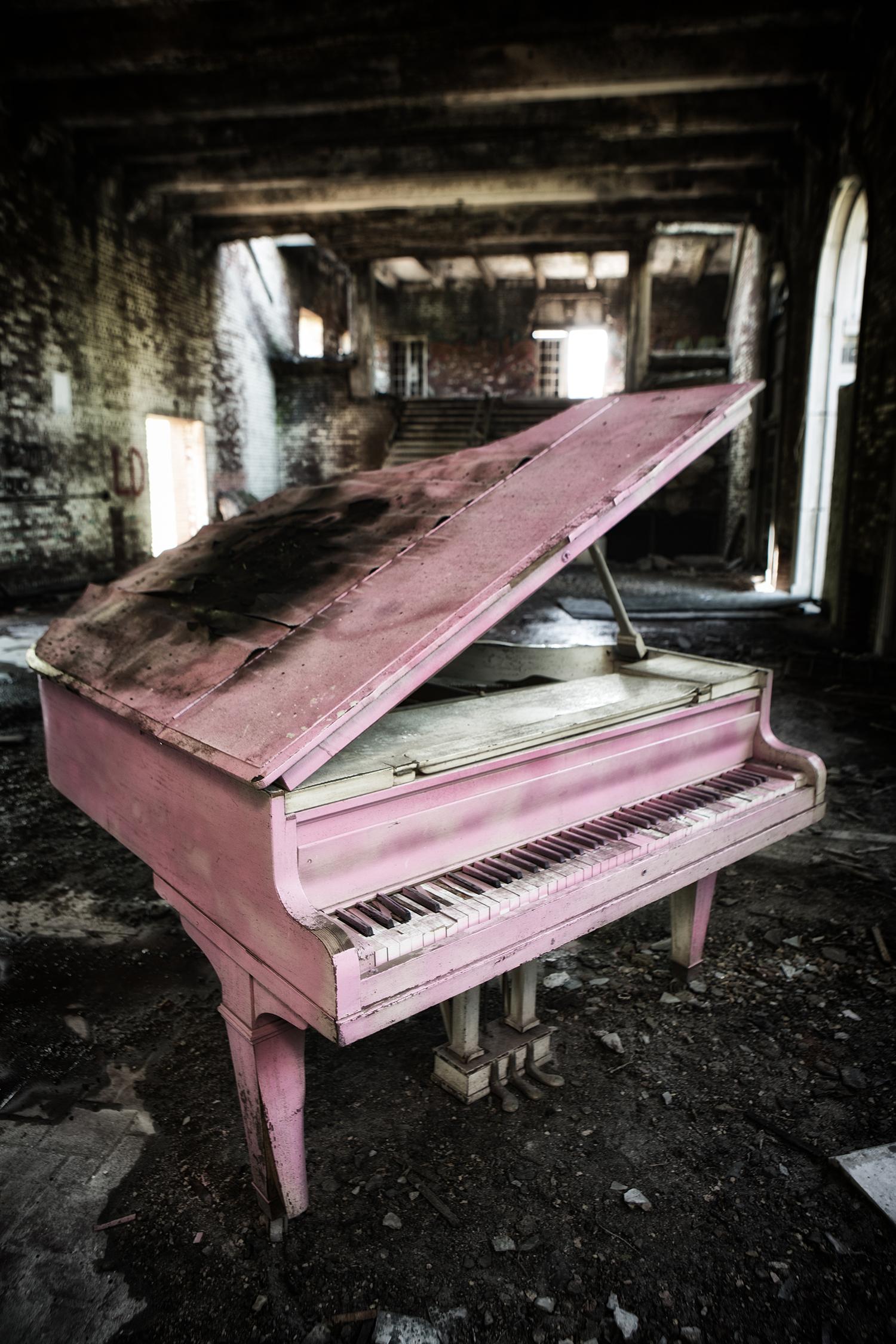 „Pink Piano“-Set, maßgefertigt im Angebot 1
