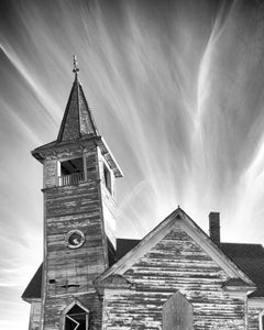 "Saint Olaf Church II", Zeitgenössische Landschaft, Schwarz-Weiß-Fotografie