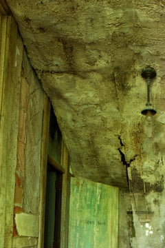 "Al Polvo", Interior Contemporáneo Abandonado, Arquitectura, Verde, Foto Color