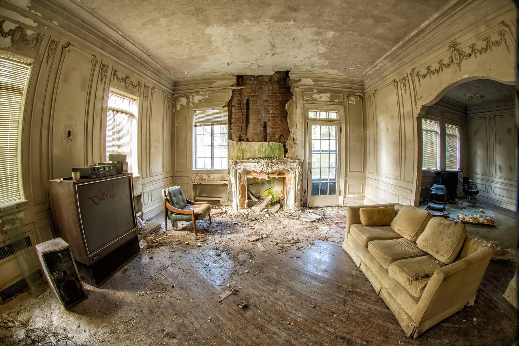 "Vacated", abandoned, home, living room, beige, metal print, color photograph - Photograph by Rebecca Skinner