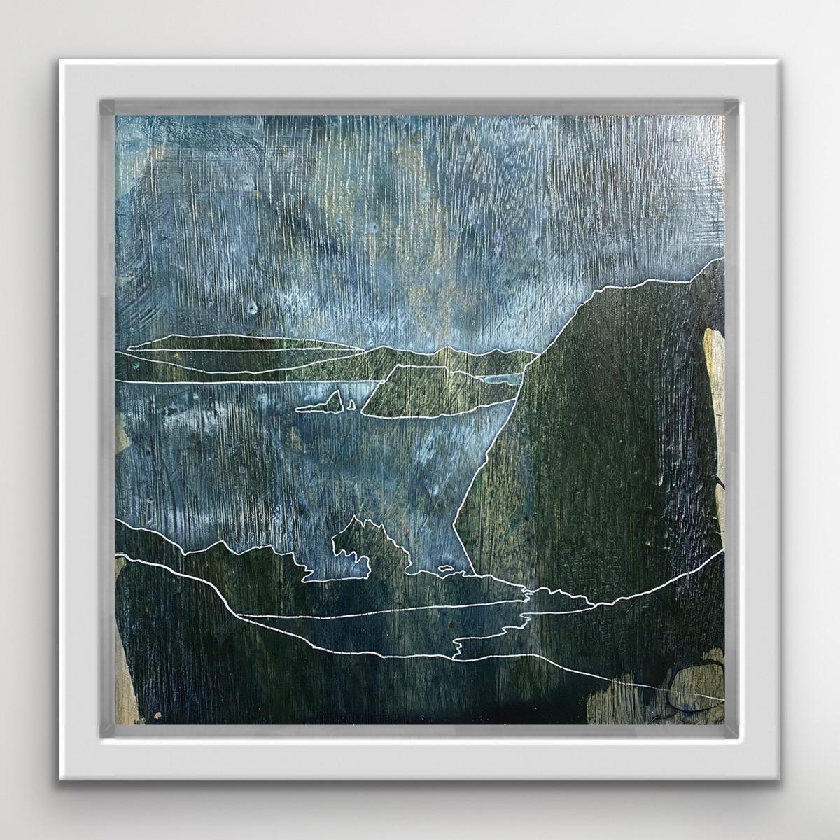 El lago, pintura paisajista escocesa, arte del lago, pinturas en miniatura de Escocia - Painting Contemporáneo de Rebecca Tucker
