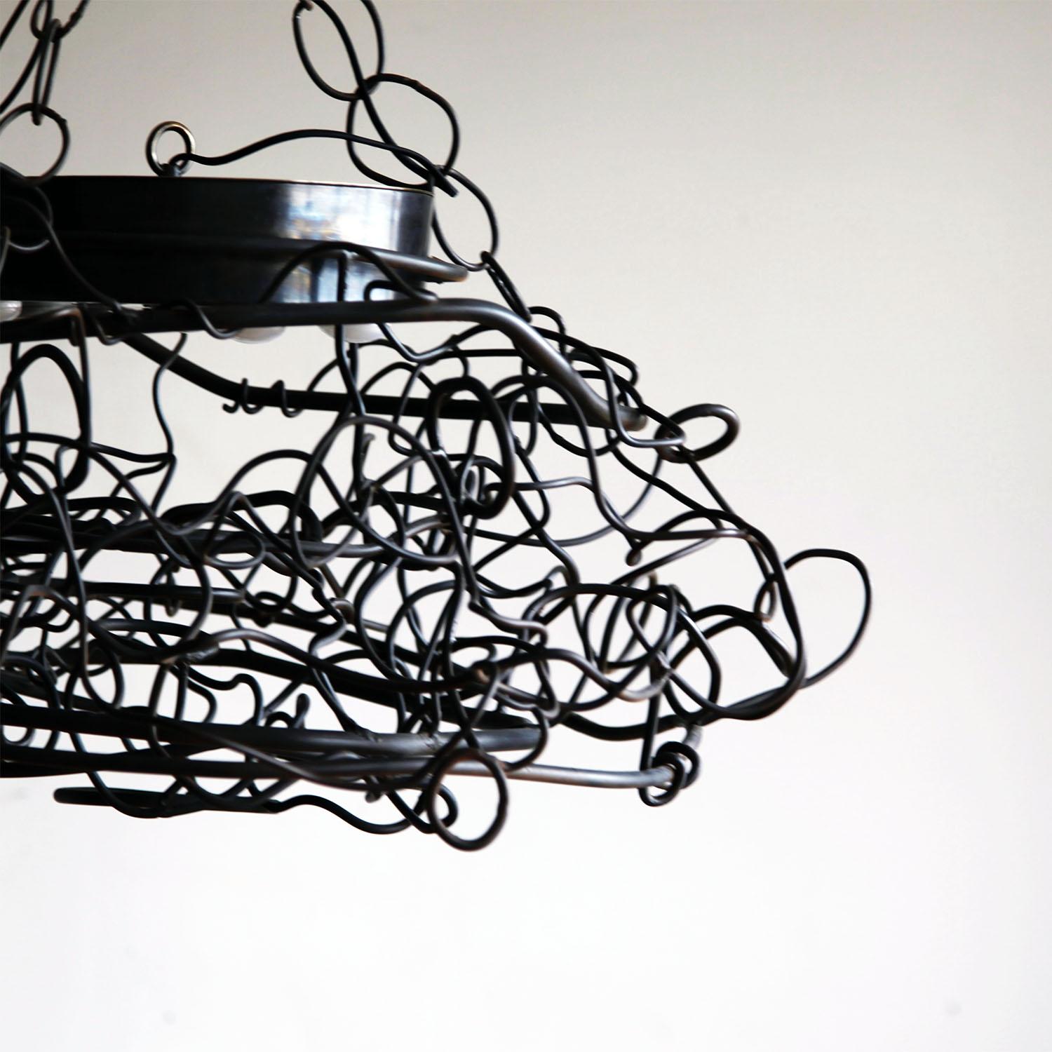 Americano Lampadario in acciaio saldato Rebecca Welz in vendita