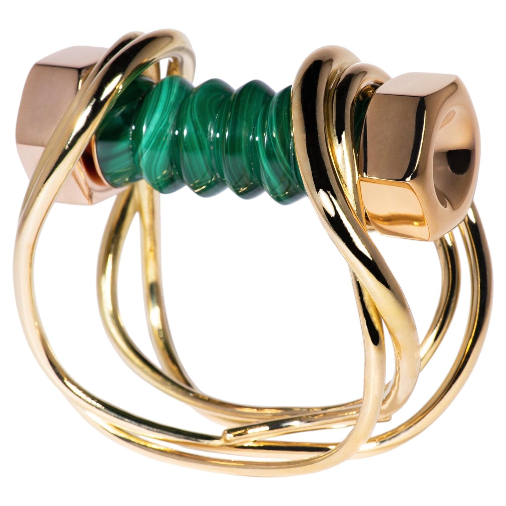 Pulsera «Rebel Bolt» en oro de 18k con malaquita, de Hannah Martin London