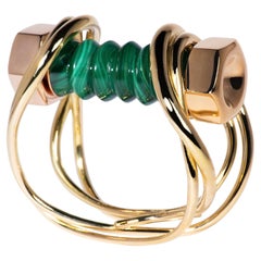 Pulsera «Rebel Bolt» en oro de 18k con malaquita, de Hannah Martin London