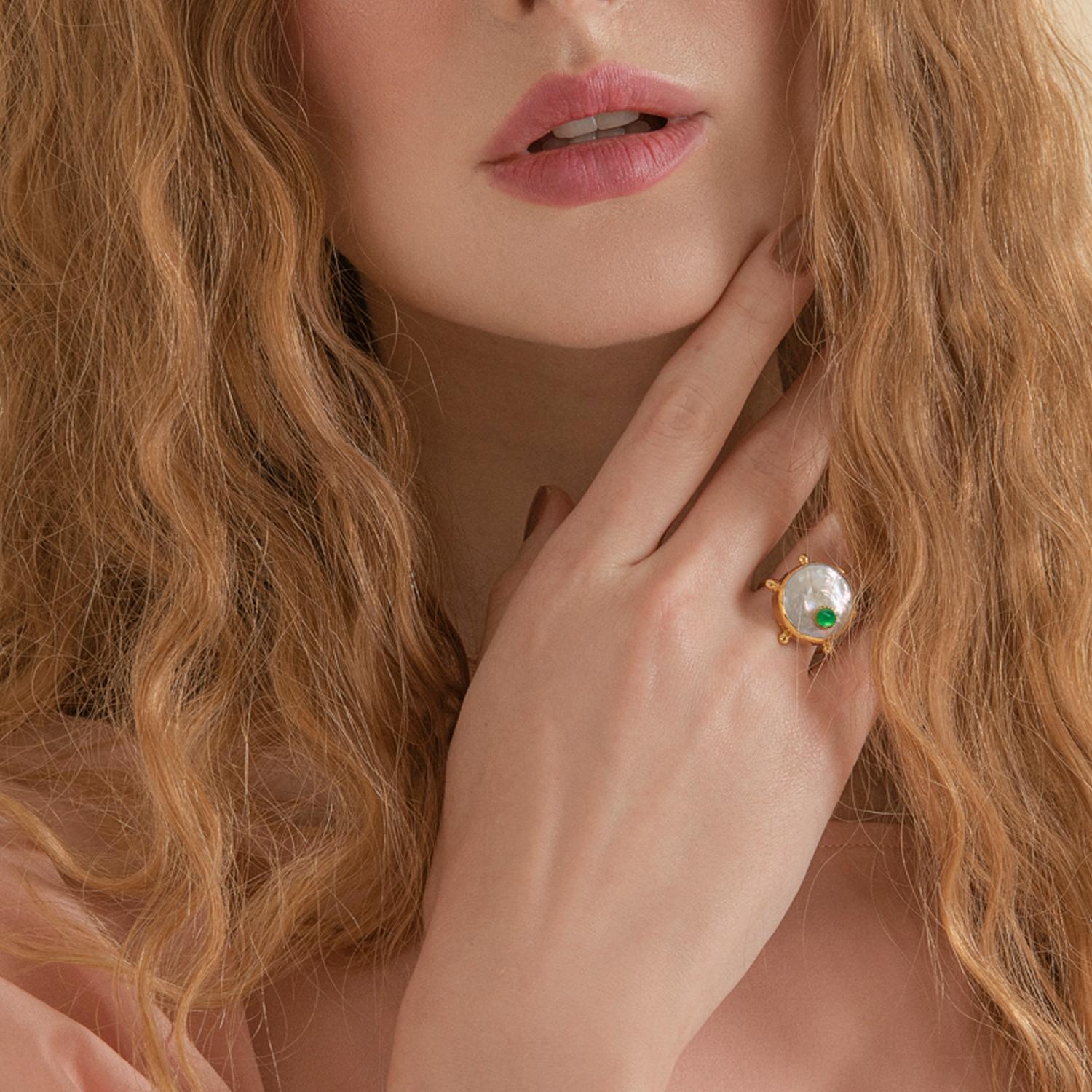 Founder of Vintouch Alessandro Ricevuto loves keshi pearls for their beautifully irregular forms which definitely makes each of them a one-of-a-kind. The 'Rebel Rebel' ring is handmade in the brand's Italian studio featuring a 1.8 cm. pearl that is