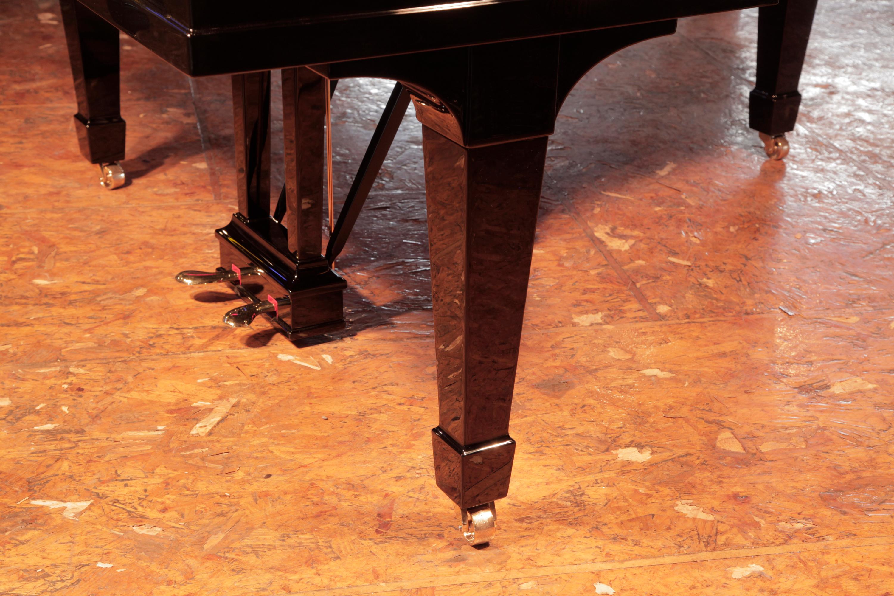 Rebuilt Steinway Model M Grand Piano Gloss Black Cabinet Spade Legs For Sale 5
