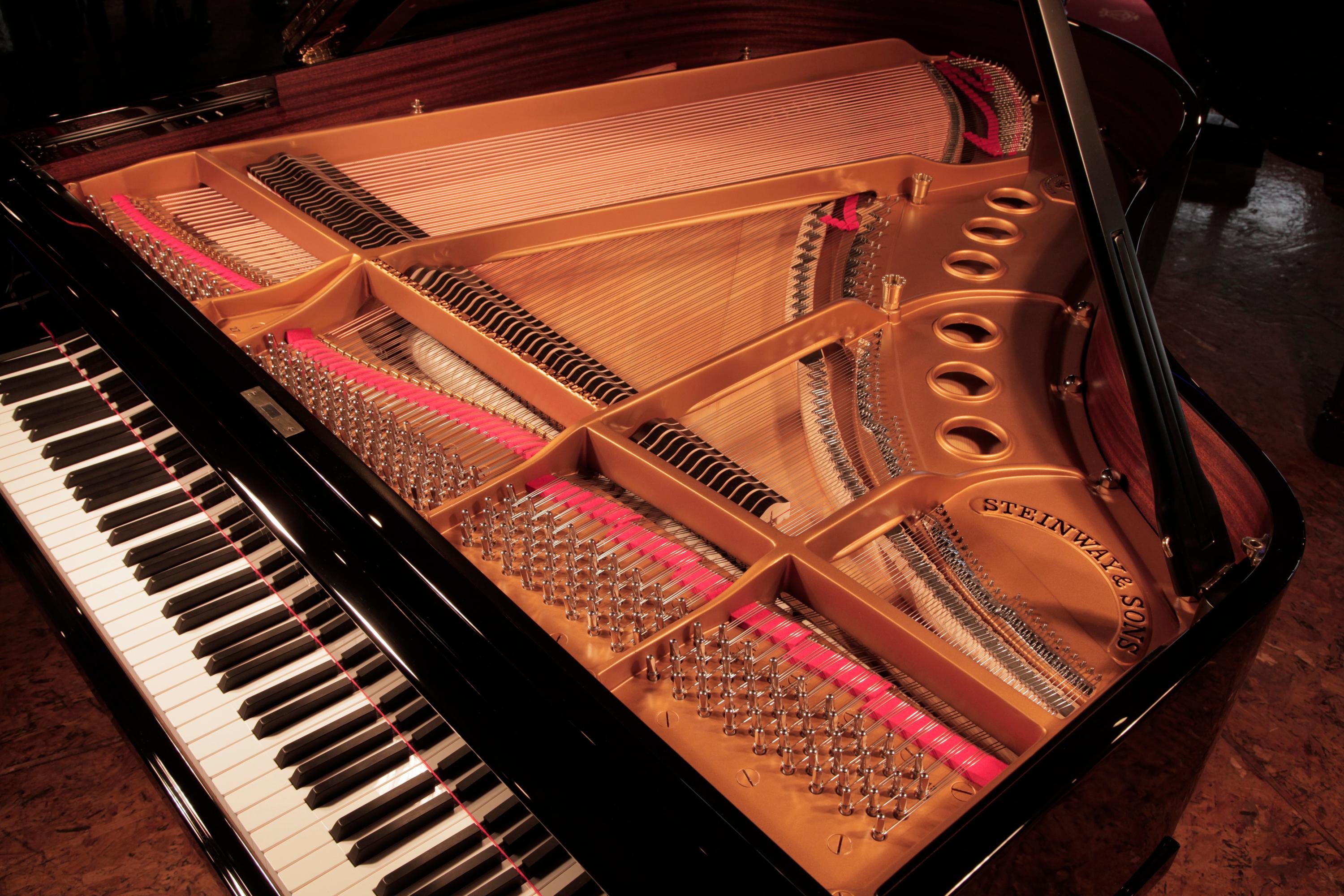 Brass Rebuilt Steinway Model M Grand Piano Gloss Black Cabinet Spade Legs For Sale