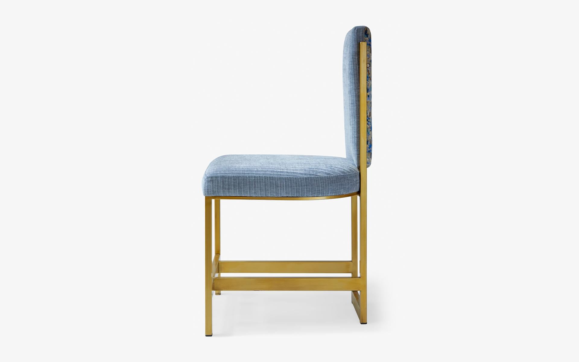 Zurückgerufener blauer Kenzo-Messing-Stuhl (Moderne) im Angebot