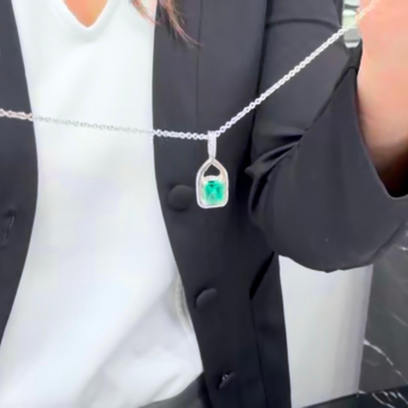 Recarlo Natürlicher Smaragd Halskette mit Diamanten in 18K Weißgold im Angebot 1