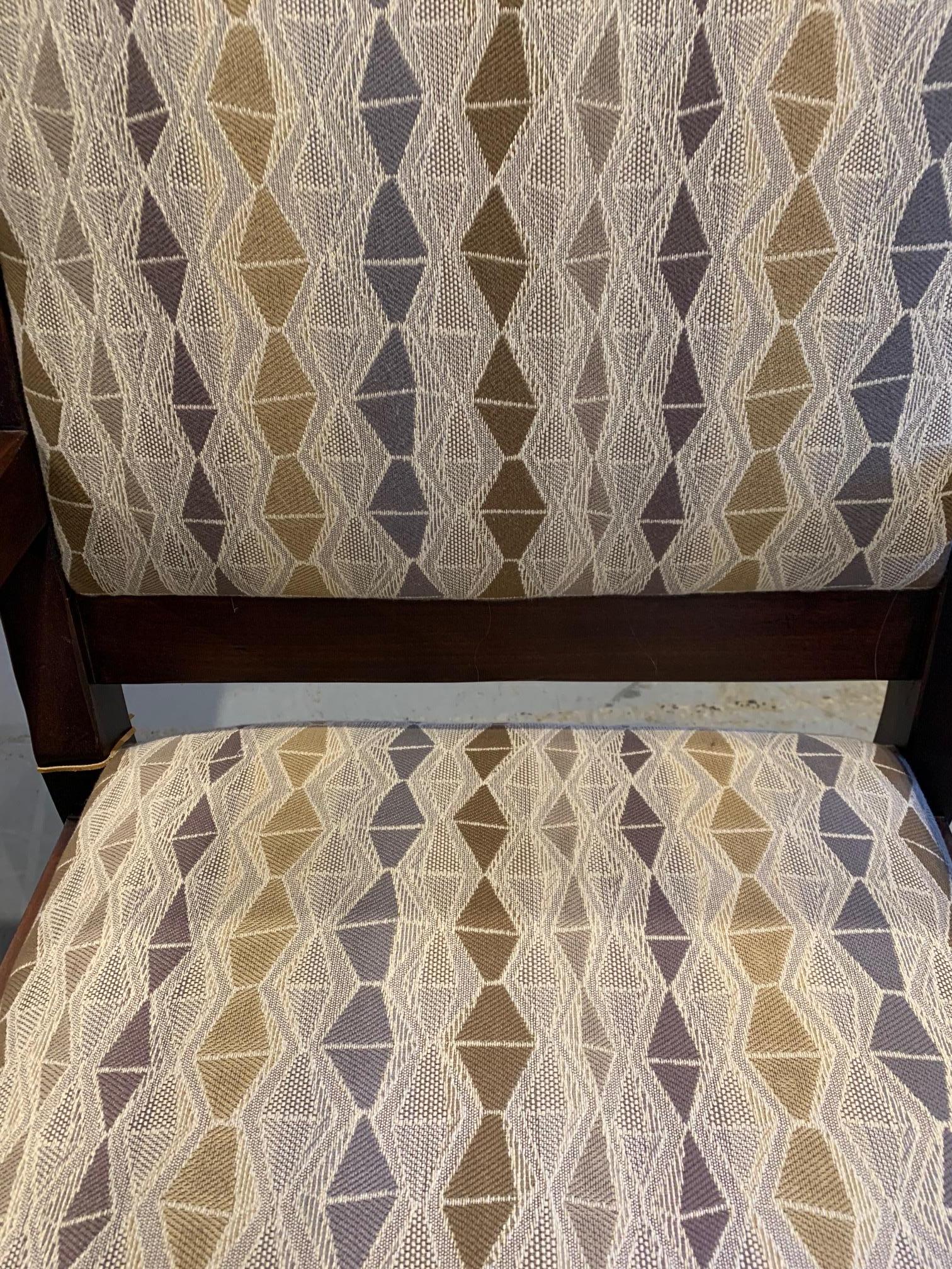Reception Arm Chair In Excellent Condition For Sale In Albuquerque, NM