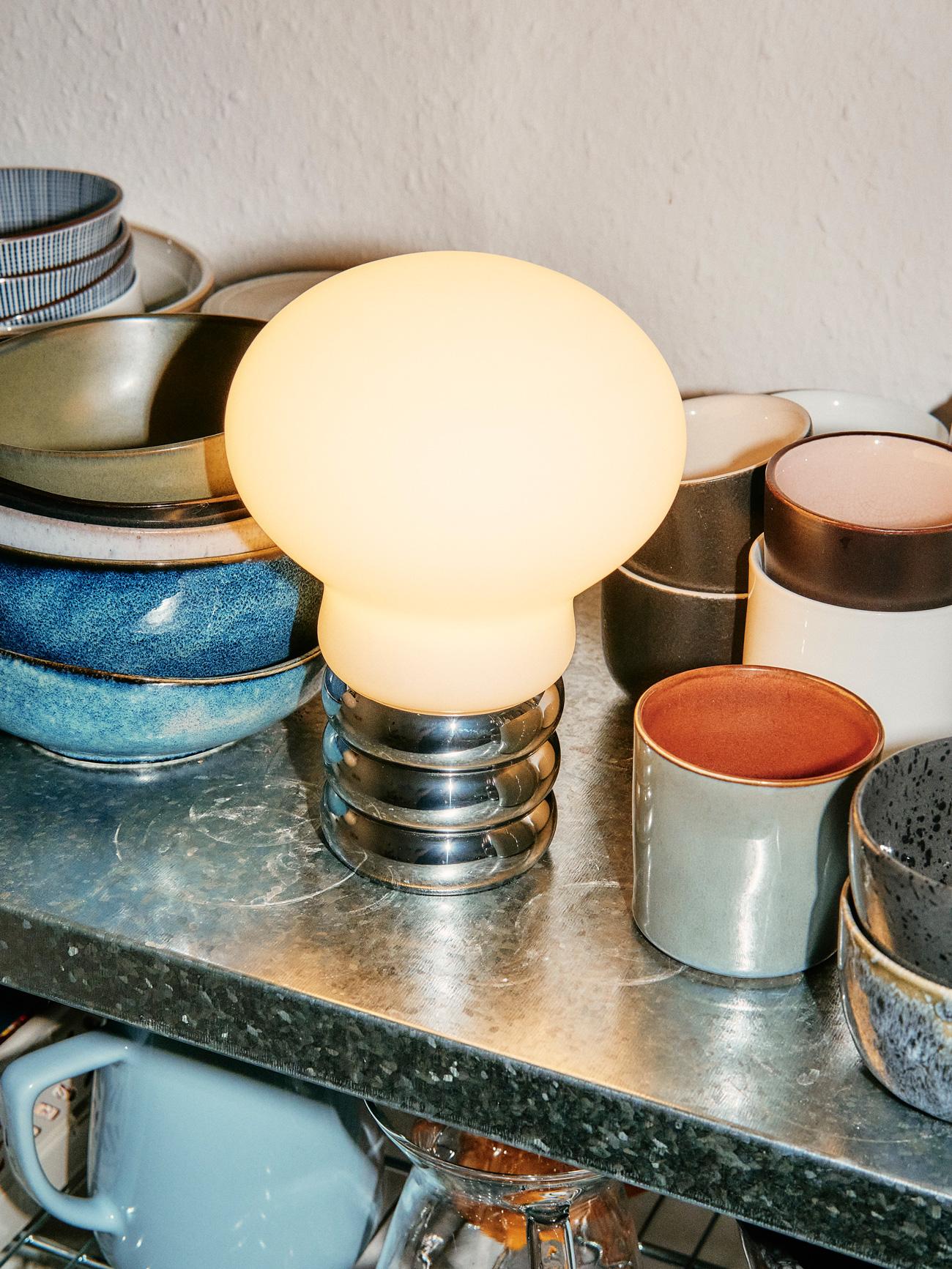 Lampada da tavolo ricaricabile a LED Ingo Maurer b.bulb In condizioni Nuovo in vendita a Alcamo, IT