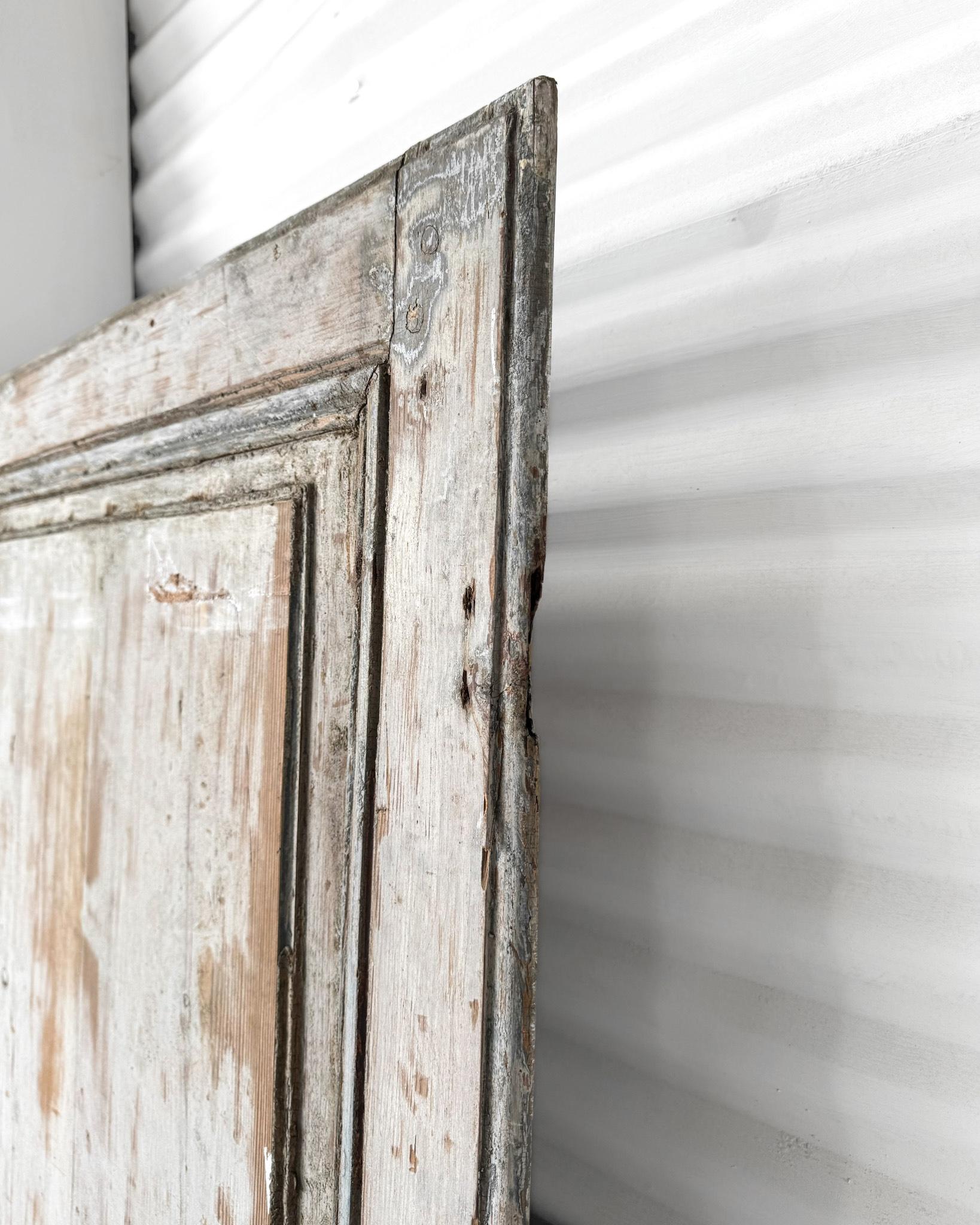 Portes d'armoire françaises récupérées du 18e siècle, ensemble de 4 en vente 4