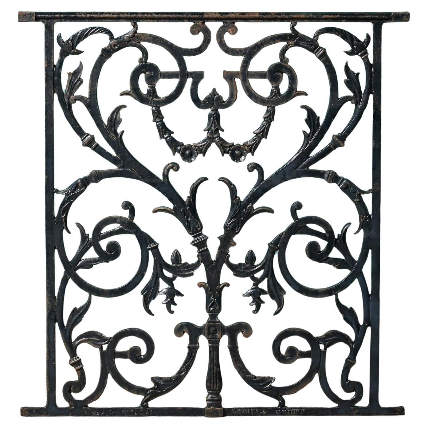 Panneau de garde-corps en fonte du 19e siècle récupéré