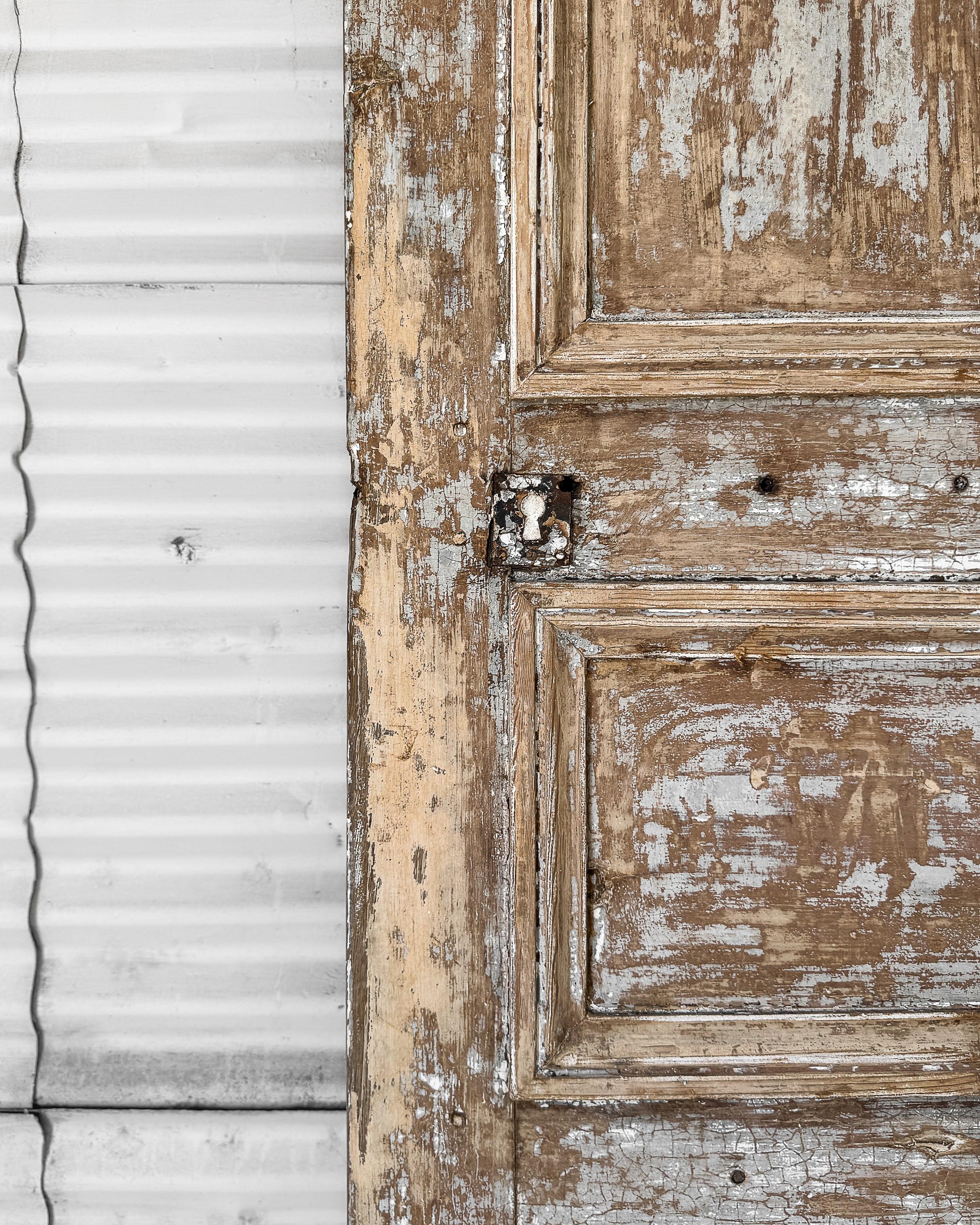 Reclaimed 19th Century French Interior Door with Diamond Cutout For Sale 6