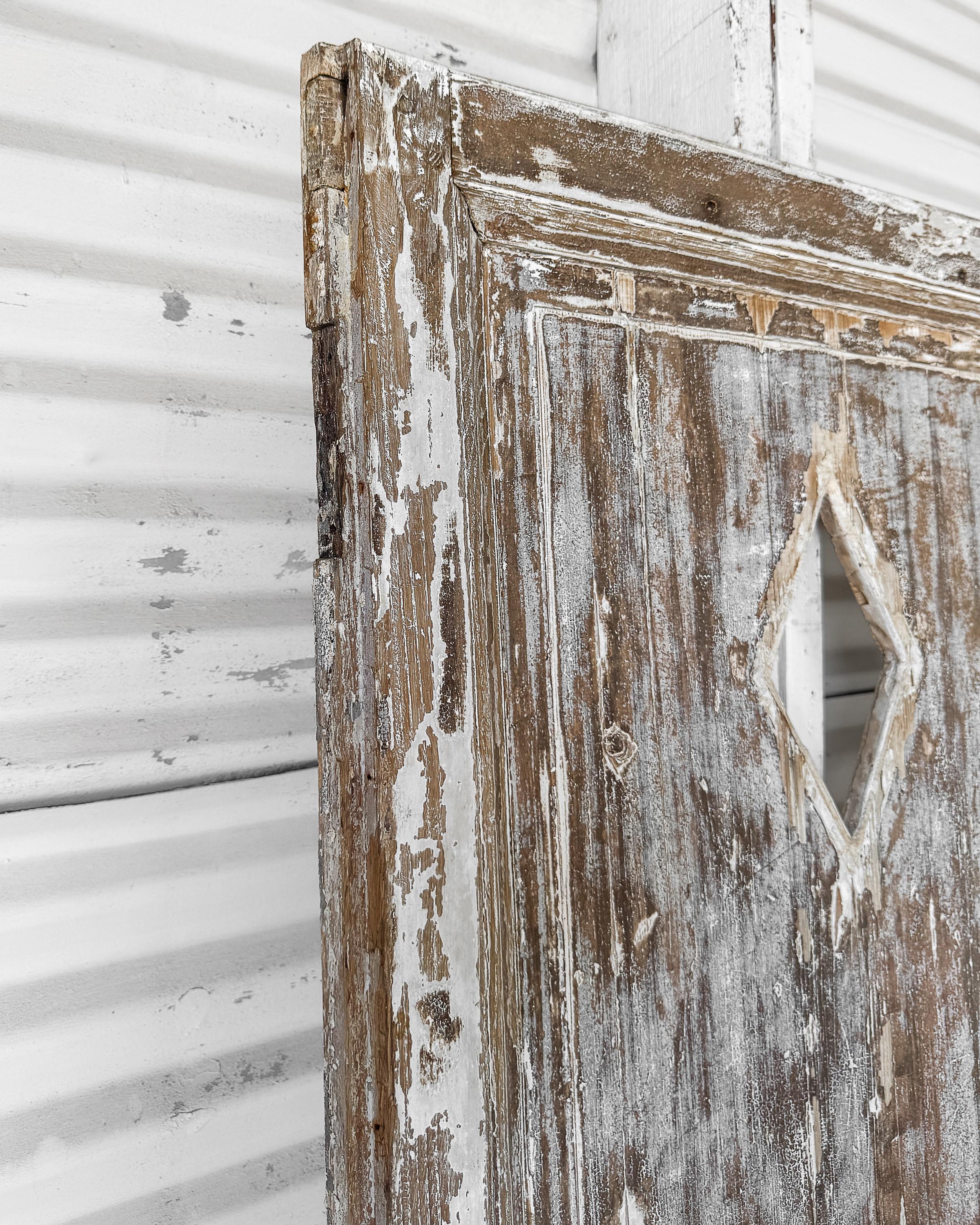 Reclaimed 19th Century French Interior Door with Diamond Cutout For Sale 12