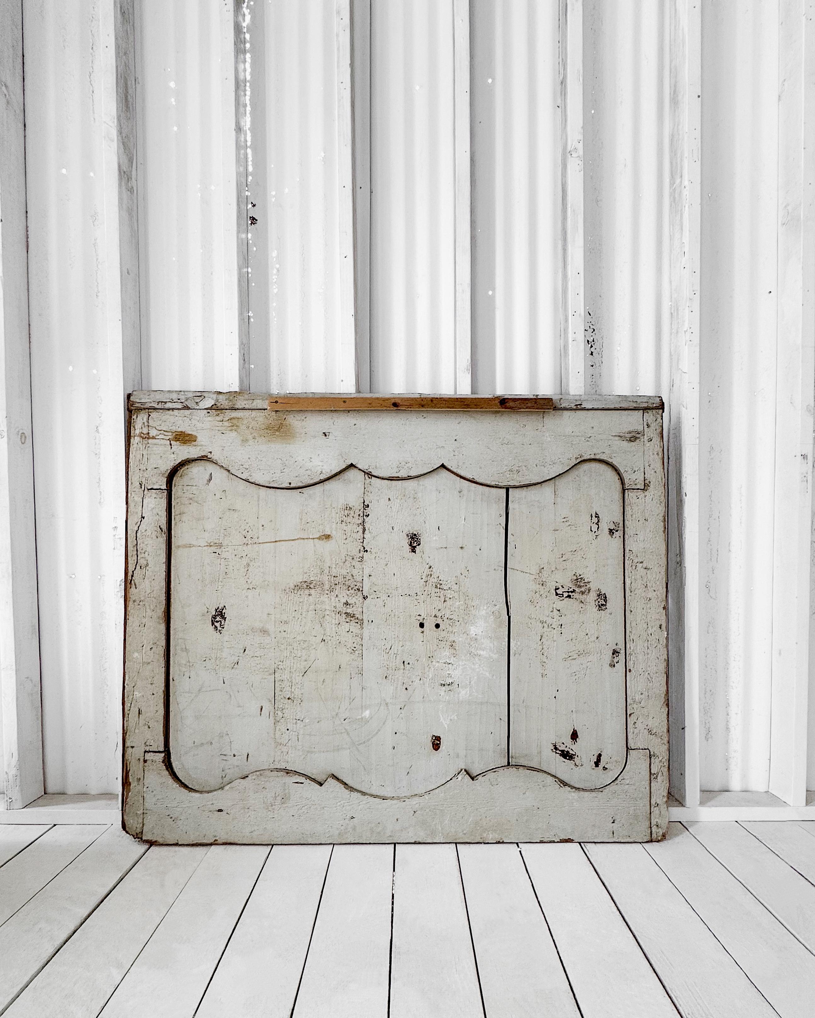 Reclaimed 19th century French Provincial Decorative Boiserie Panel For Sale 10