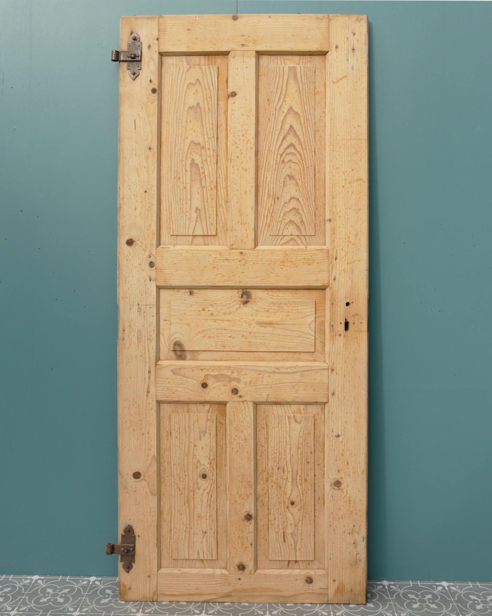 This reclaimed 5-panel internal door is a handsome fitting for a French inspired kitchen or rustic country cottage. Dating from the mid 19th century, this antique door is detailed with 5 raised panels to both the front and the back with original,