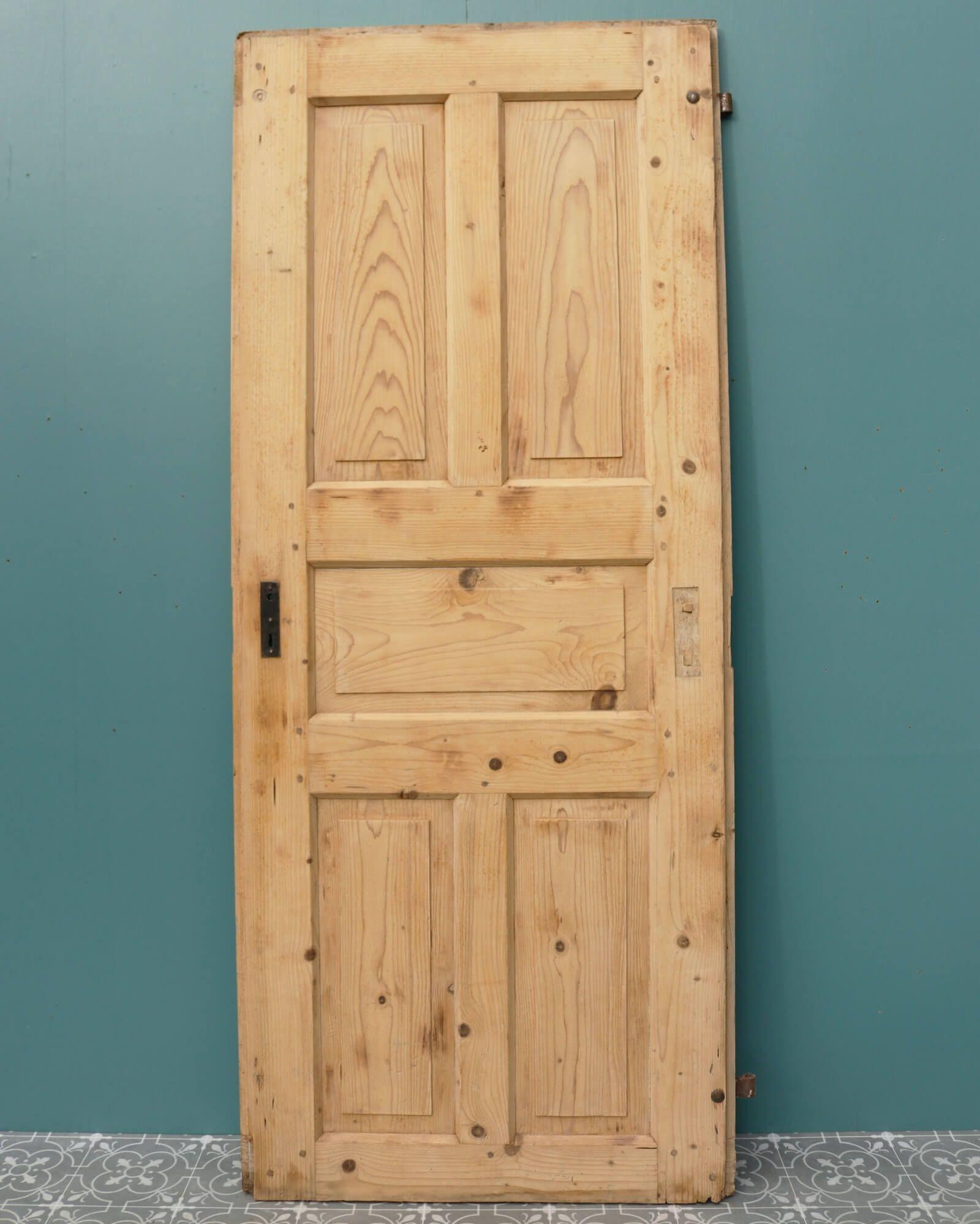 Reclaimed 5-Panel French Pine Internal Door In Fair Condition For Sale In Wormelow, Herefordshire