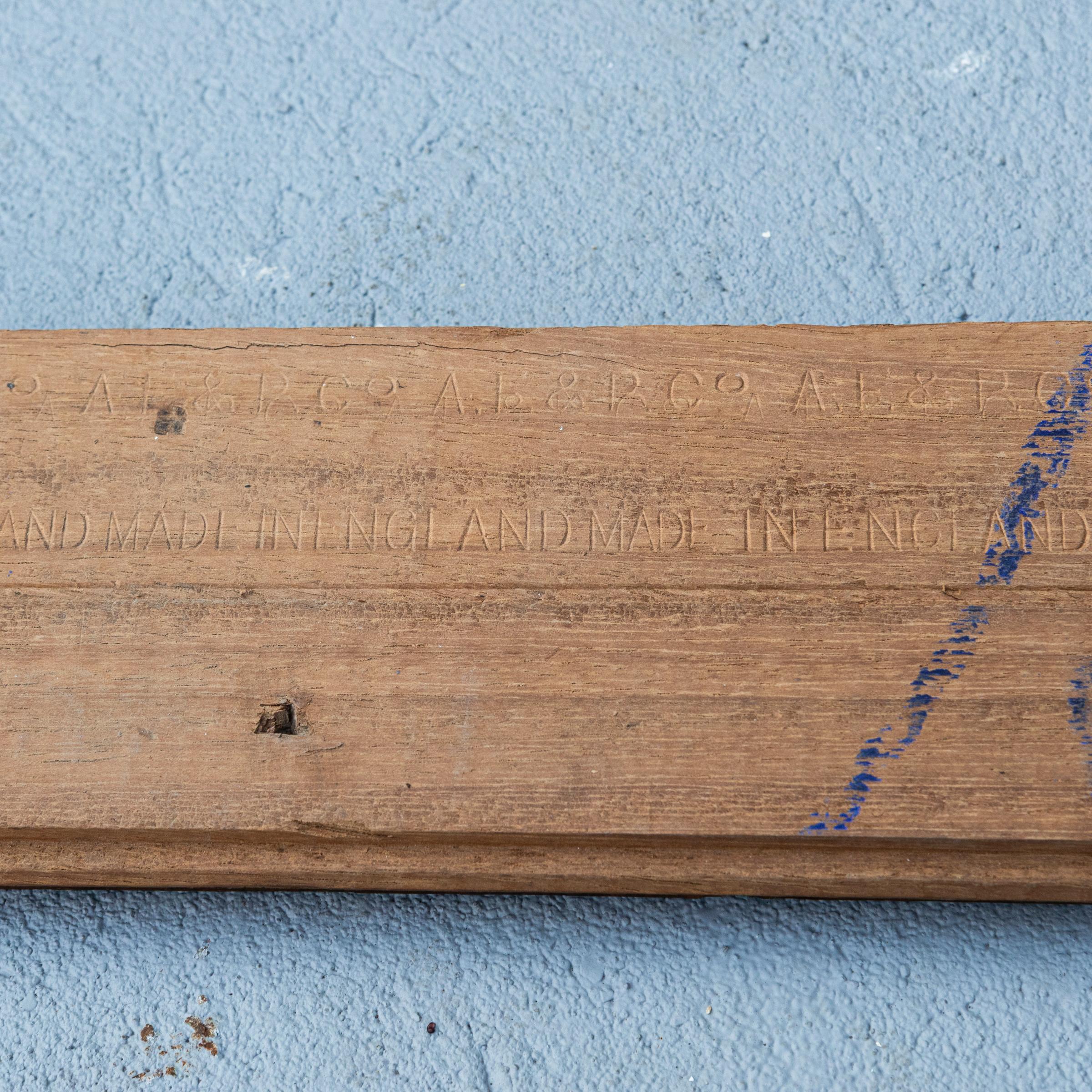 Lames de parquet en bois dur africain recyclé 600m² disponibles en vente 4