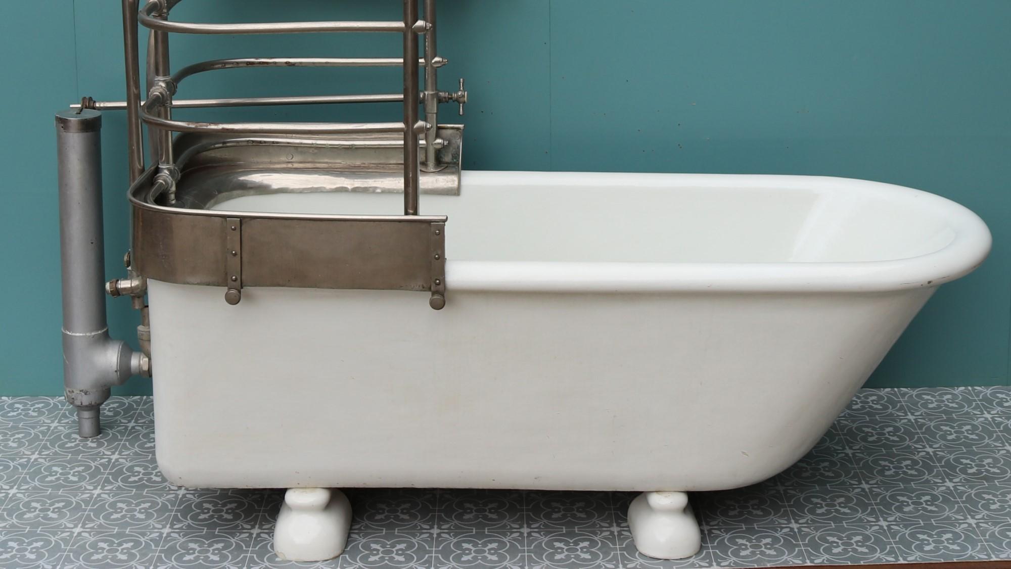 canopy bathroom