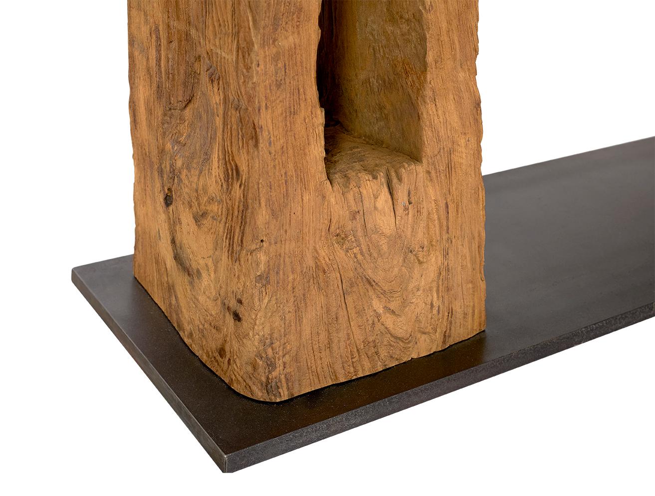 Cette pièce fait partie de la collection unique de Brendan Bass, Le Monde. La collection Le Monde est composée de pièces rares et difficiles à trouver, sélectionnées par Collection&Up à partir de ventes immobilières, de brocantes et de tout autre