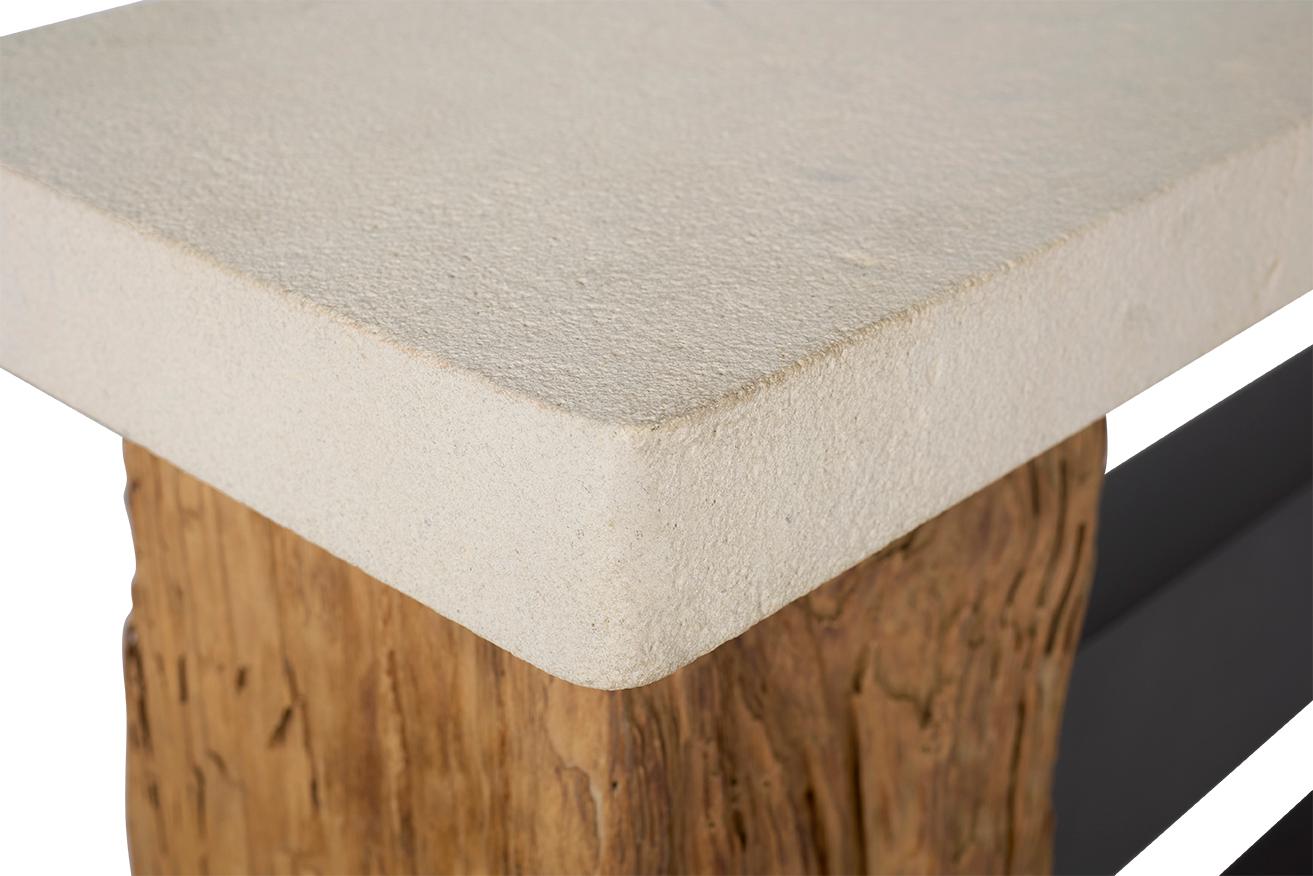Métal Cheminées architecturales en pin récupérées avec traverse en métal et plateau en calcaire en vente