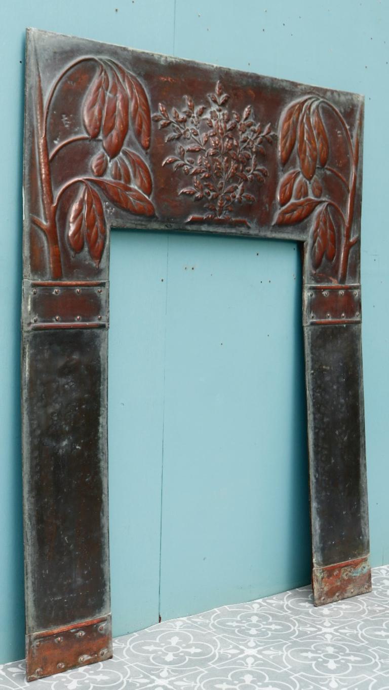 XIXe siècle Insert de cheminée en cuivre récupéré de style Arts & Crafts en vente