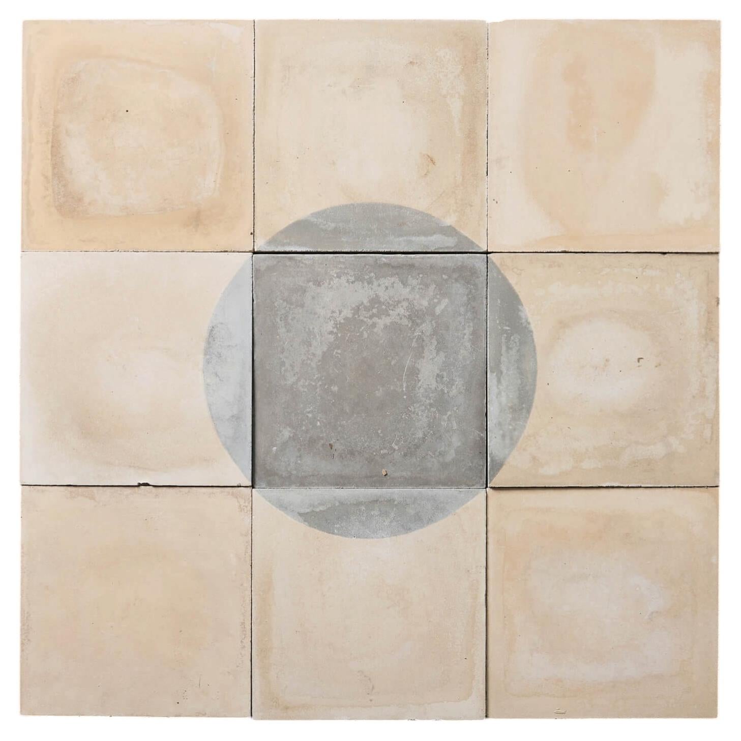 Reclaimed Black and White Circle Pattern Encaustic Tiles 1.4 m2 (15 ft2) For Sale