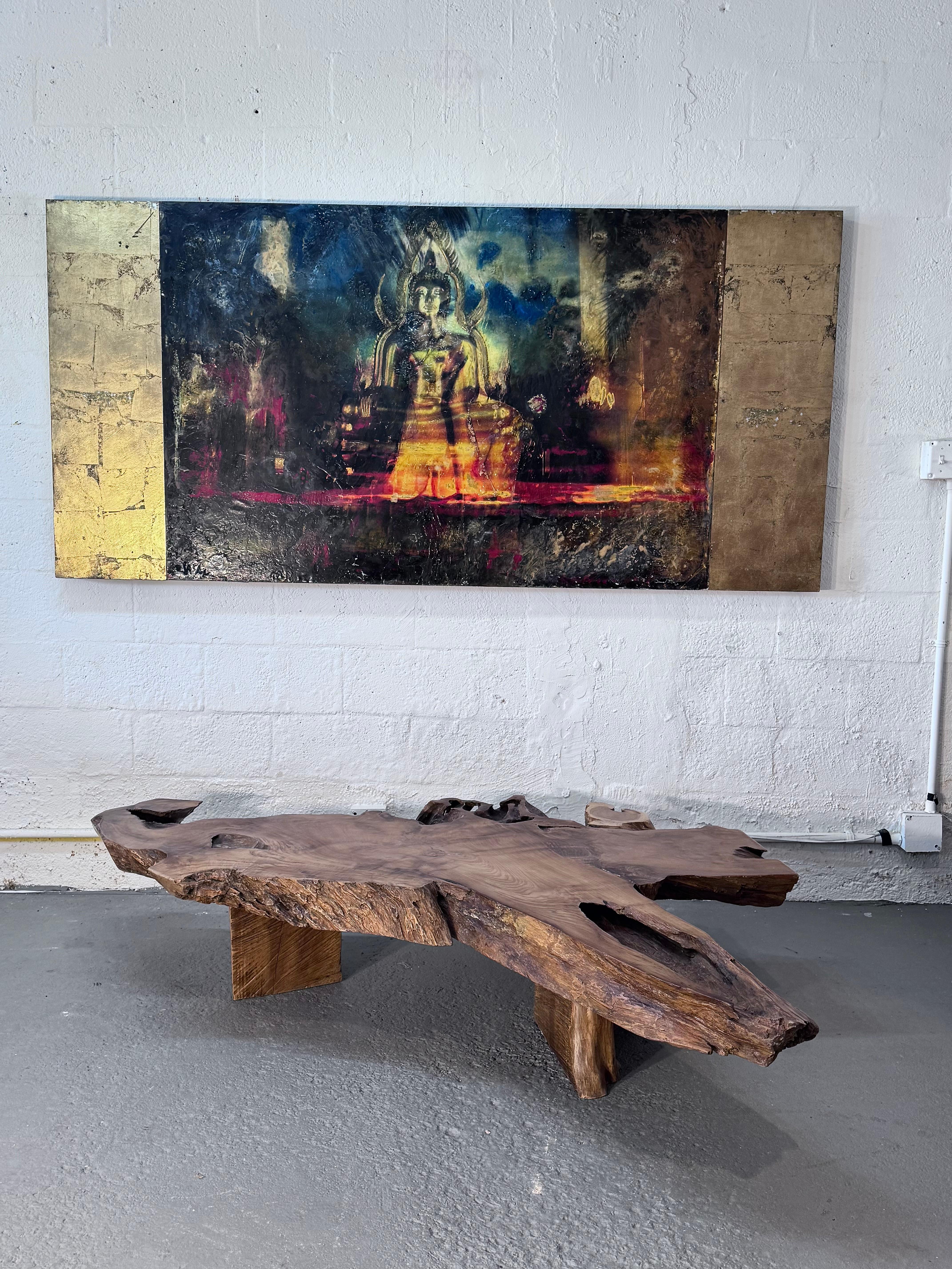 Reclaimed Brazilian Teak Live-Edge Coffee Table, Handcrafted by Rafael Calvo Moderno orgánico en venta