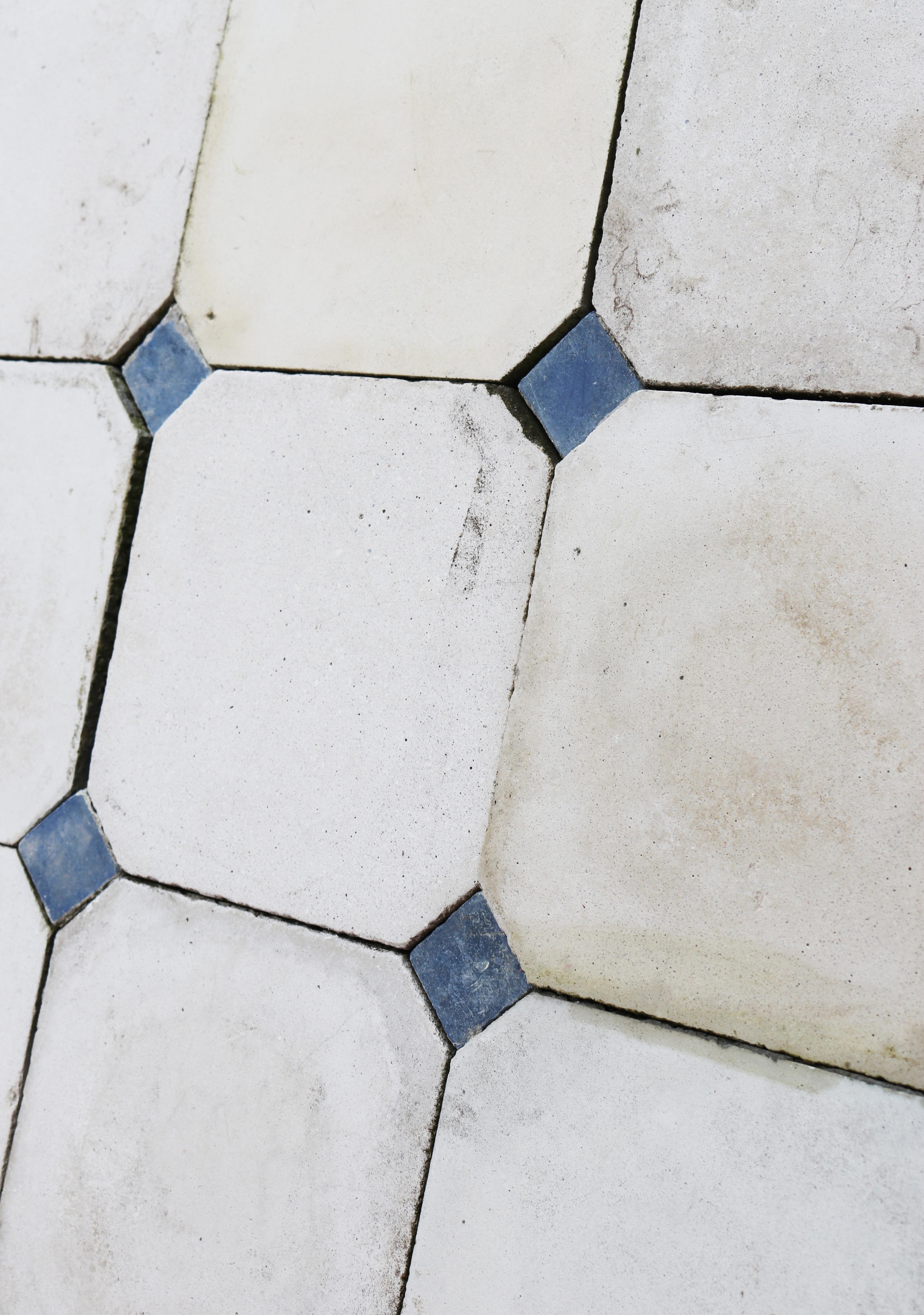 A set of 117 reclaimed cabochon flooring tiles. These tiles will cover 7.3 m2 or 78 sq ft. There are 100 small blue and 16 small green tiles.

 

 

 

Condition report

Good overall condition. Small chips, losses and surface wear