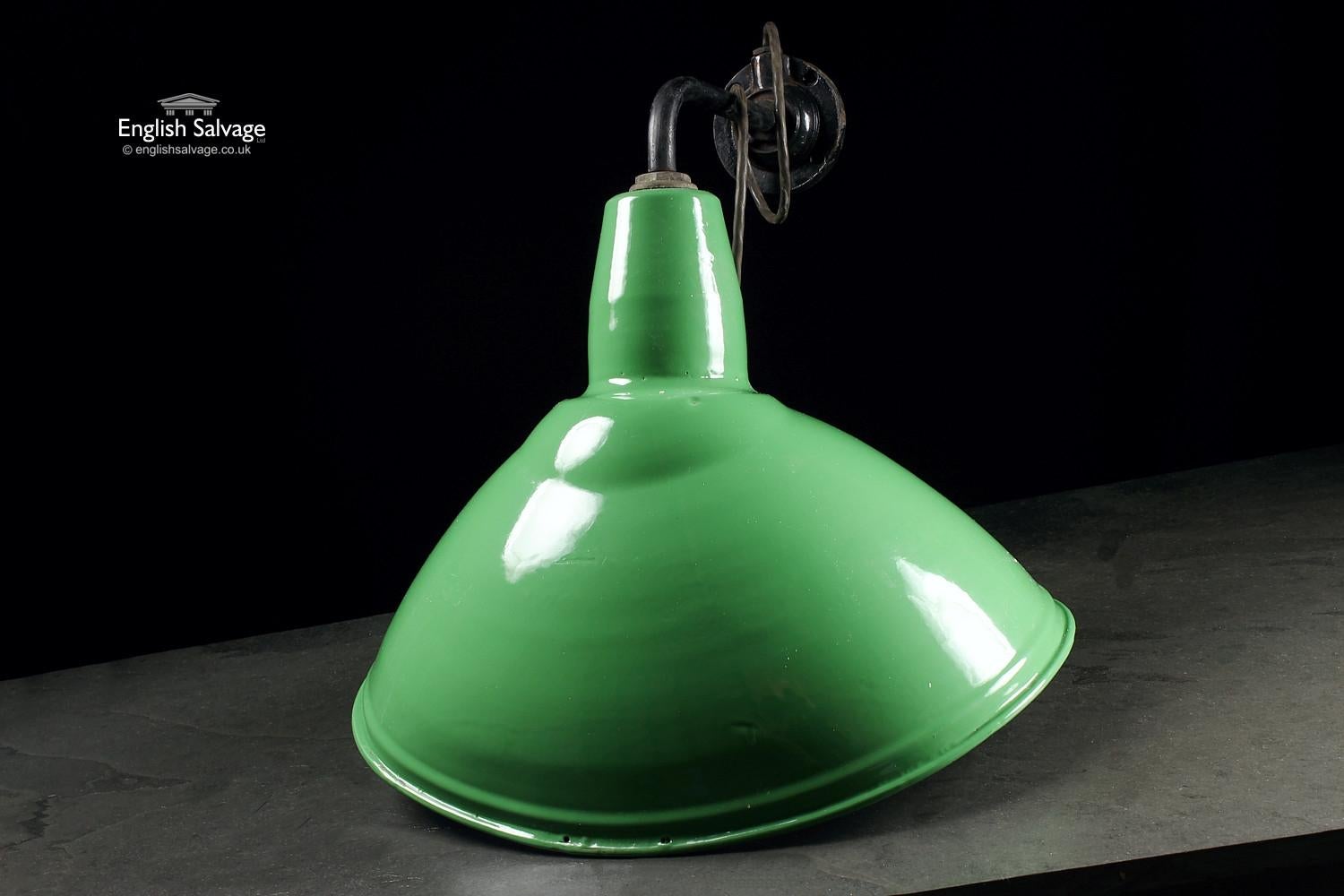 Reclaimed Conical Enamel Industrial Lights, 20th Century In Good Condition For Sale In London, GB