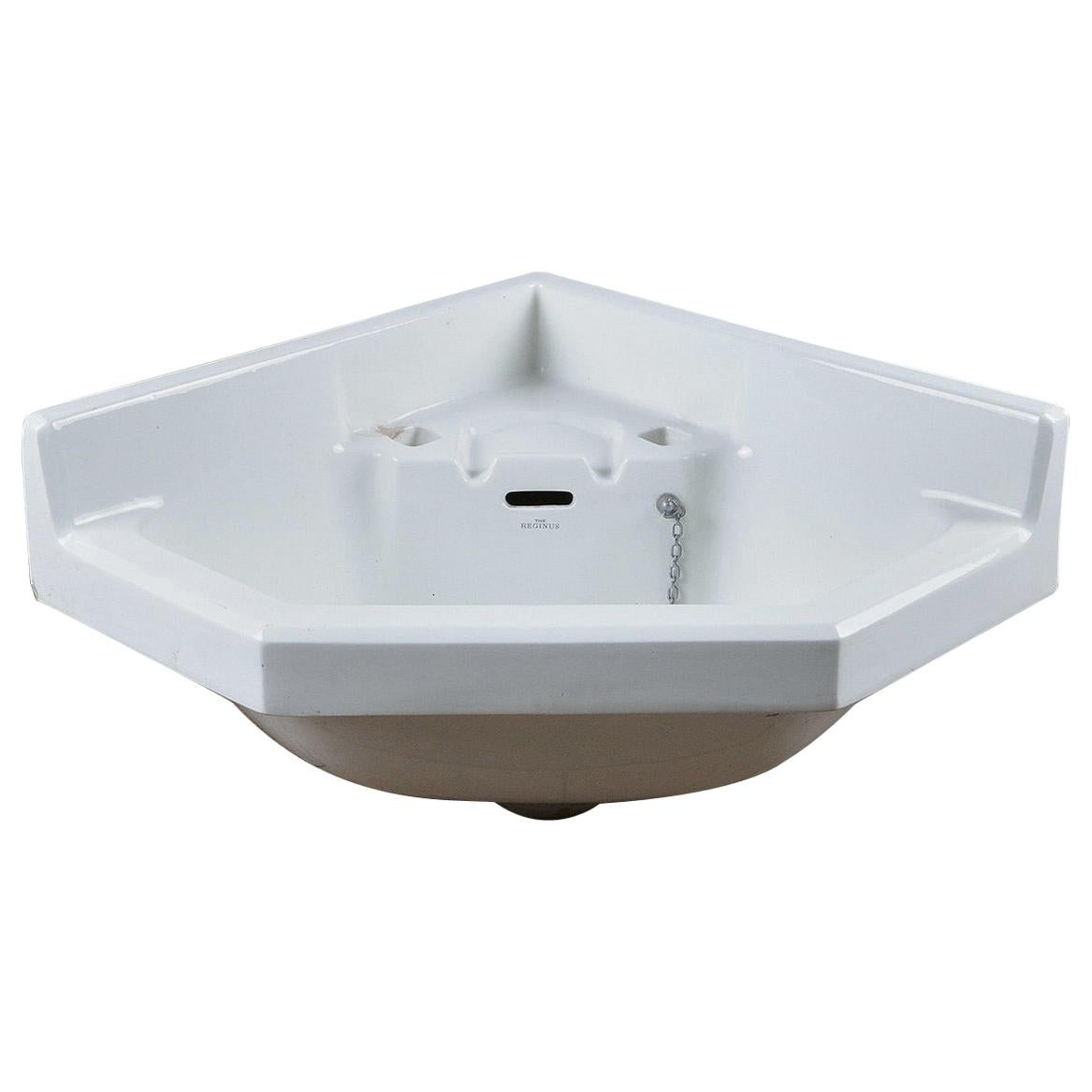 Reclaimed Corner Sink the Reginus, 20th Century For Sale at 1stDibs