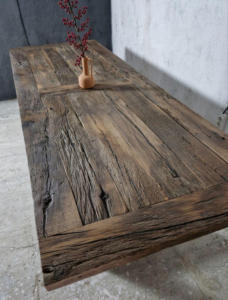 Moldave Table ancienne en chêne de pays recyclé 19ème + Modèle 3D en vente