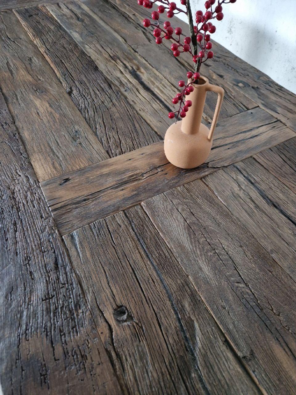Sculpté à la main Table ancienne en chêne de pays recyclé 19ème + Modèle 3D en vente