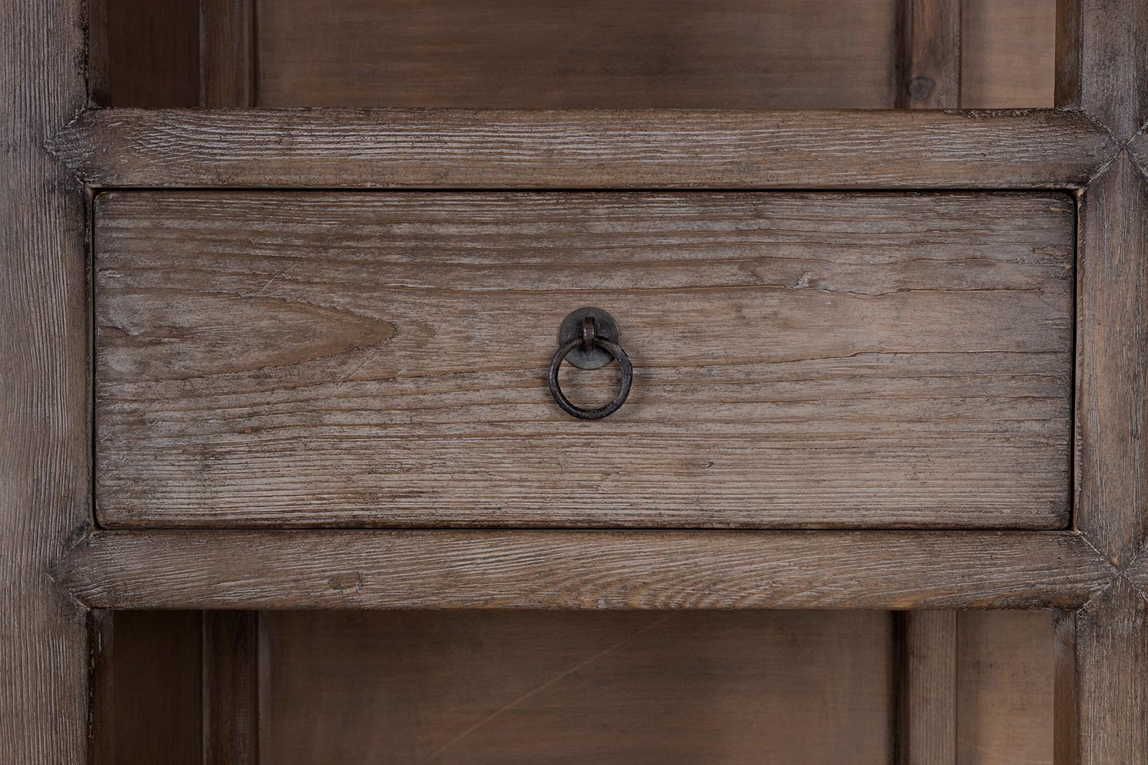 Legno Etagere in olmo rigenerato con finitura patinata in vendita