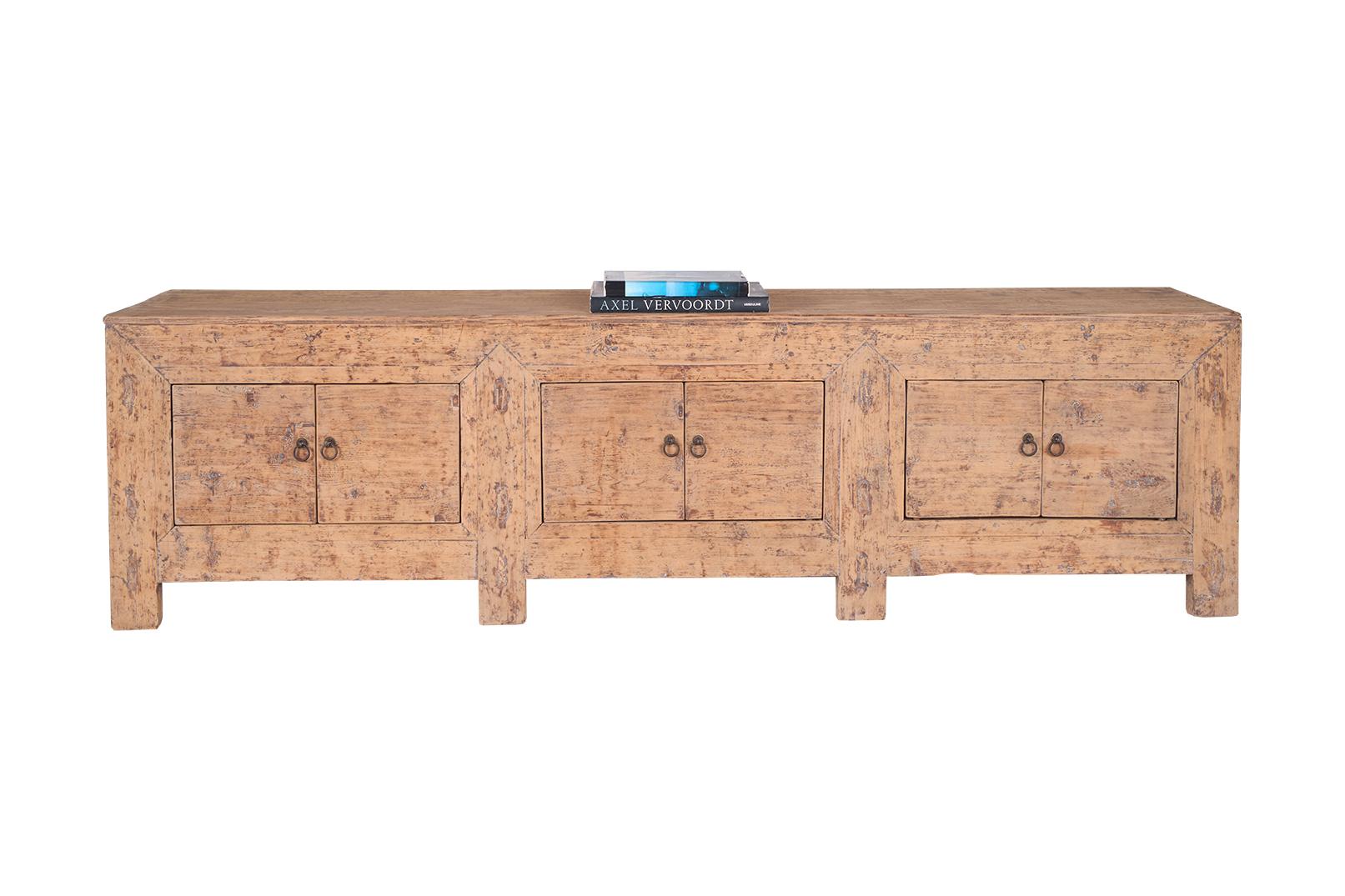 This piece is a part of Brendan Bass’s one-of-a-kind collection, Le Monde. French for “The World”, the Le Monde collection is made up of rare and hard to find pieces curated by Brendan from estate sales, brocantes, and anywhere beautiful pieces can