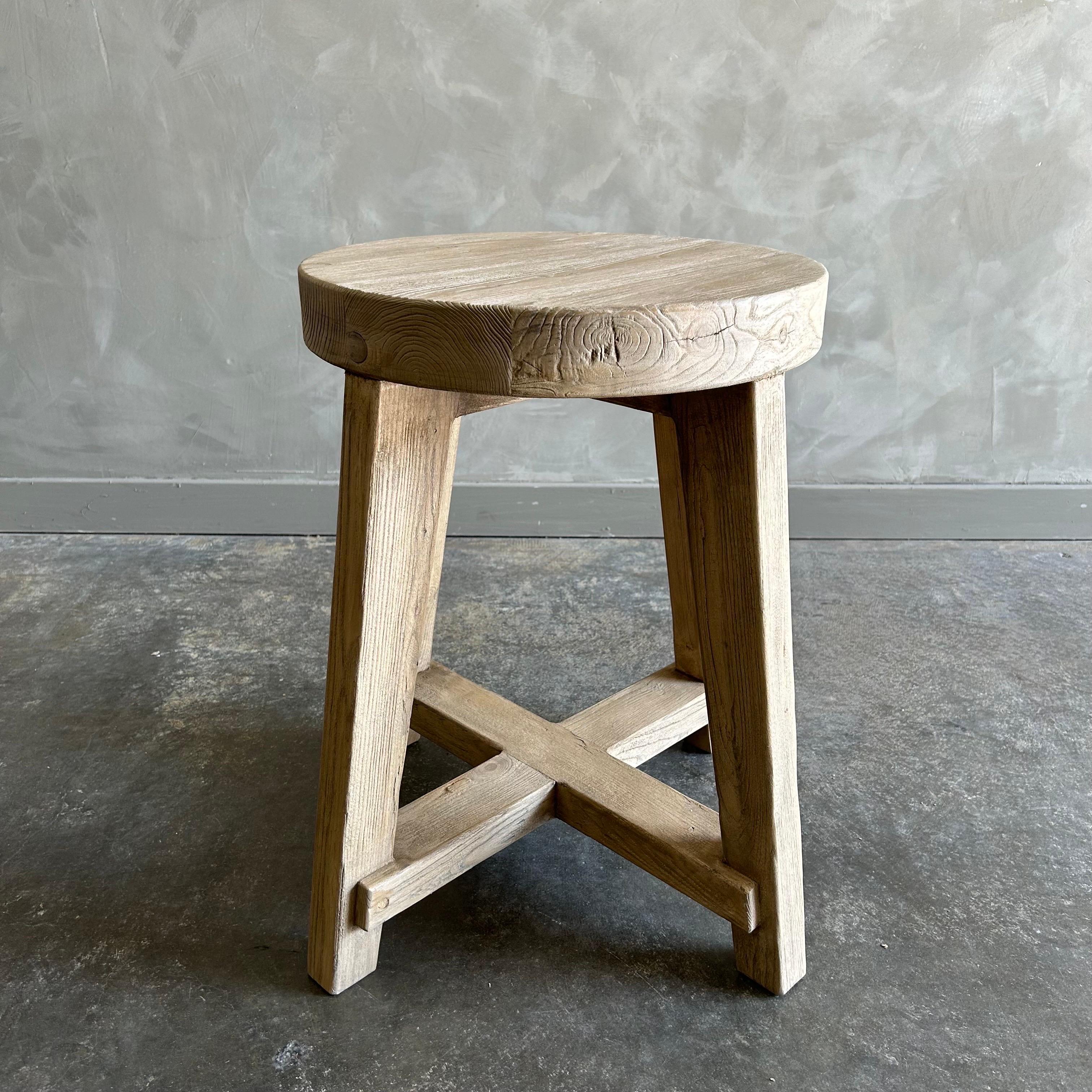 reclaimed elm wood side table  For Sale 5