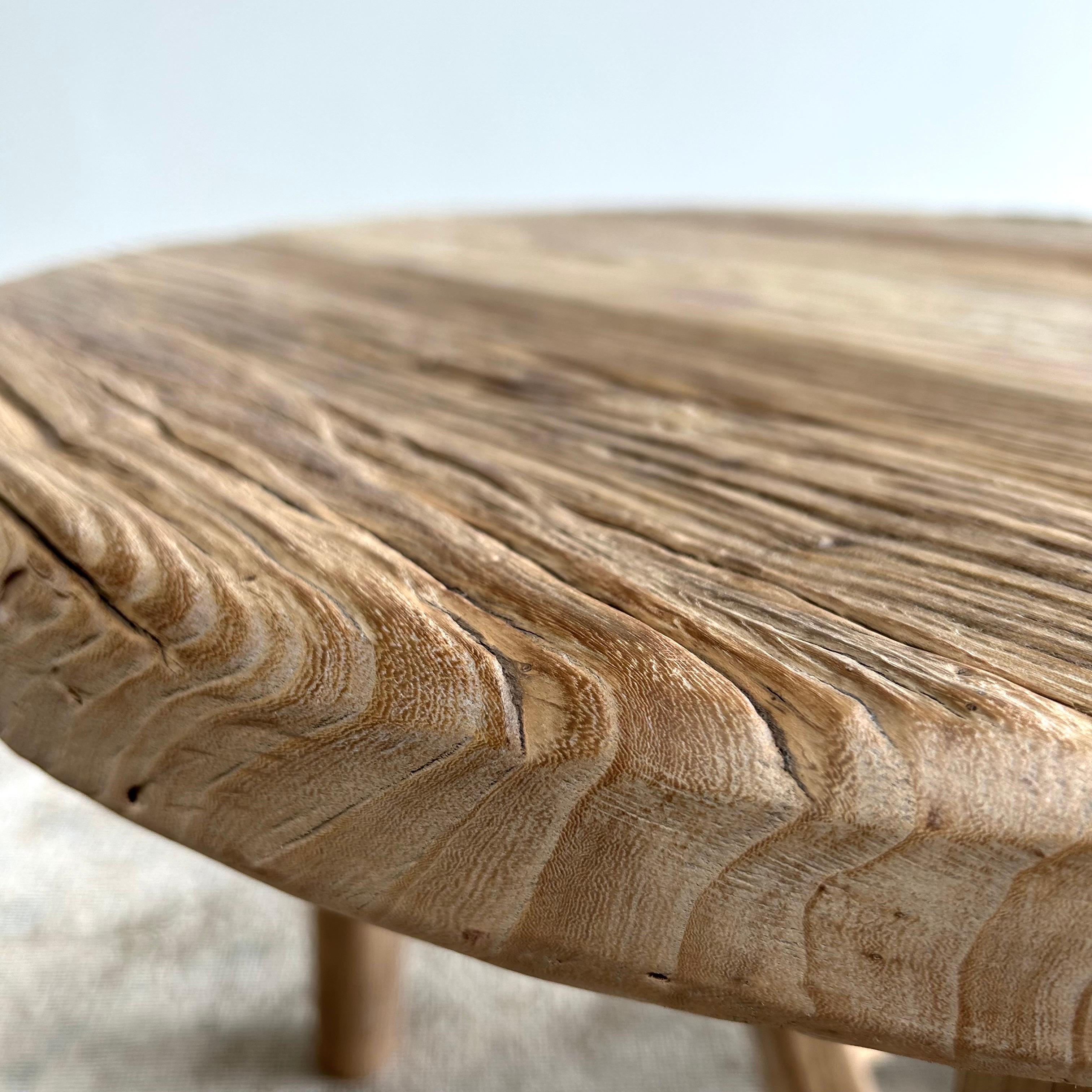 Table d'appoint en bois d'orme récupéré, finition naturelle en vente 4