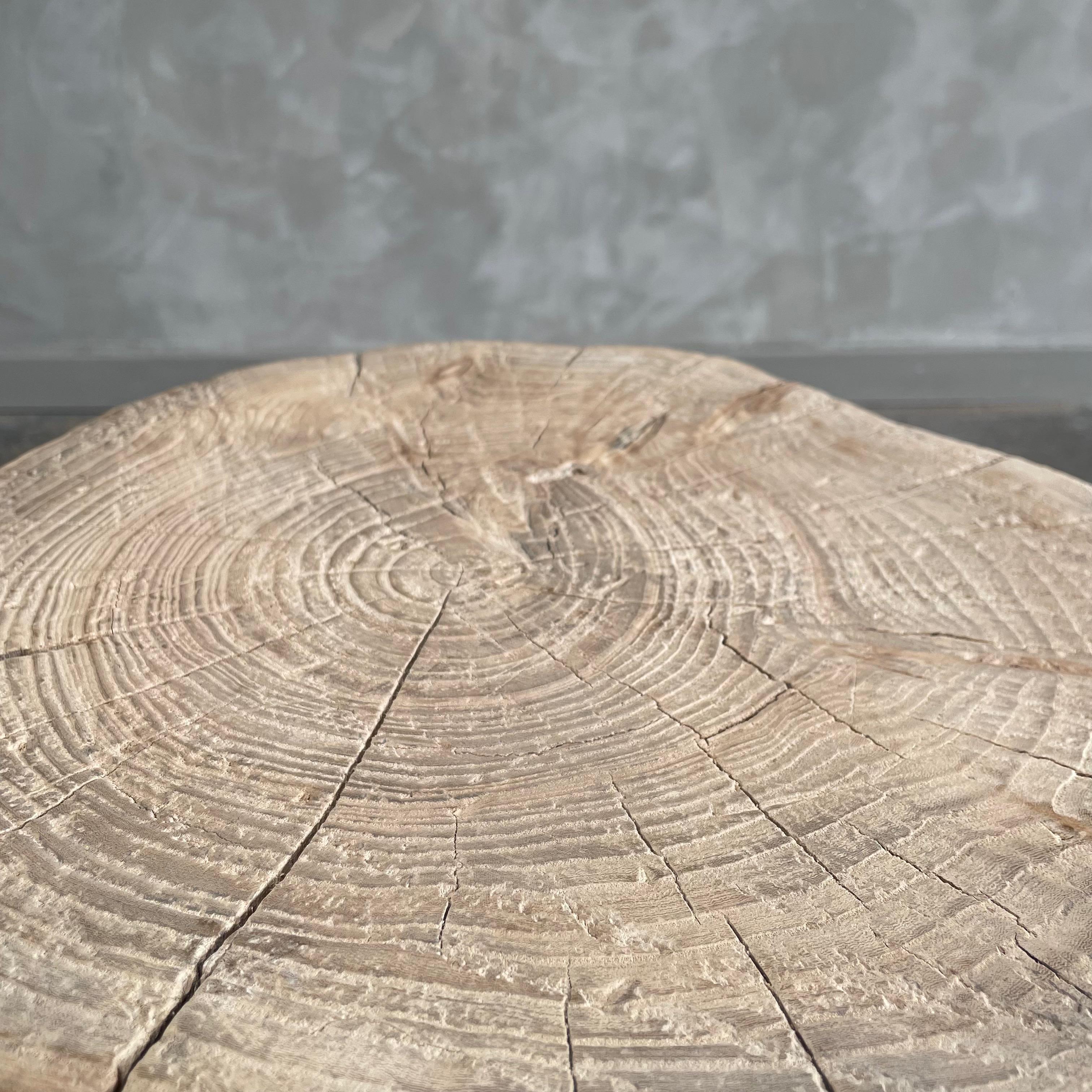 Reclaimed Elm Wood Stump Table In Good Condition In Old Town Orange, CA