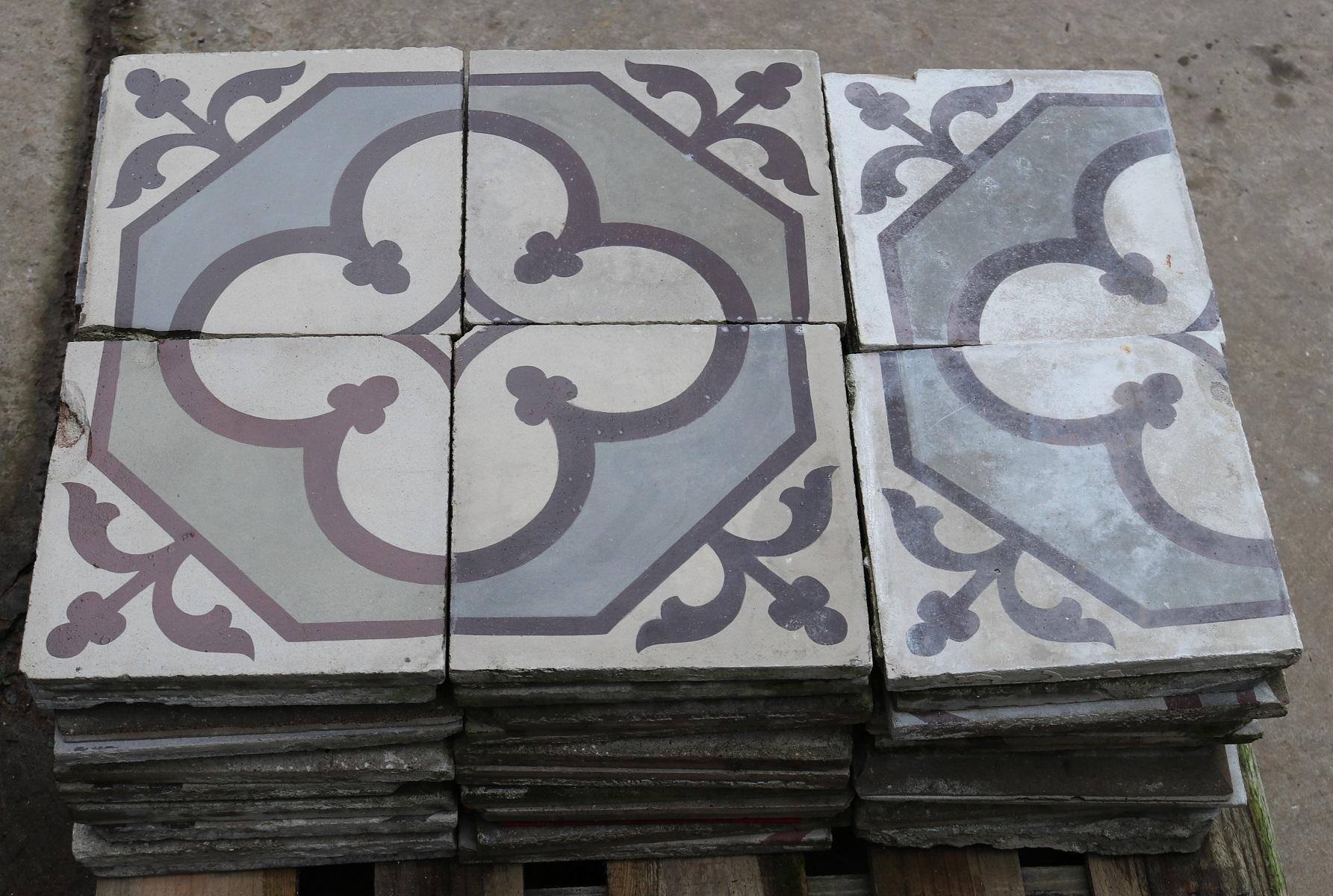 Reclaimed Encaustic Floor Tiles with Pattern For Sale 2