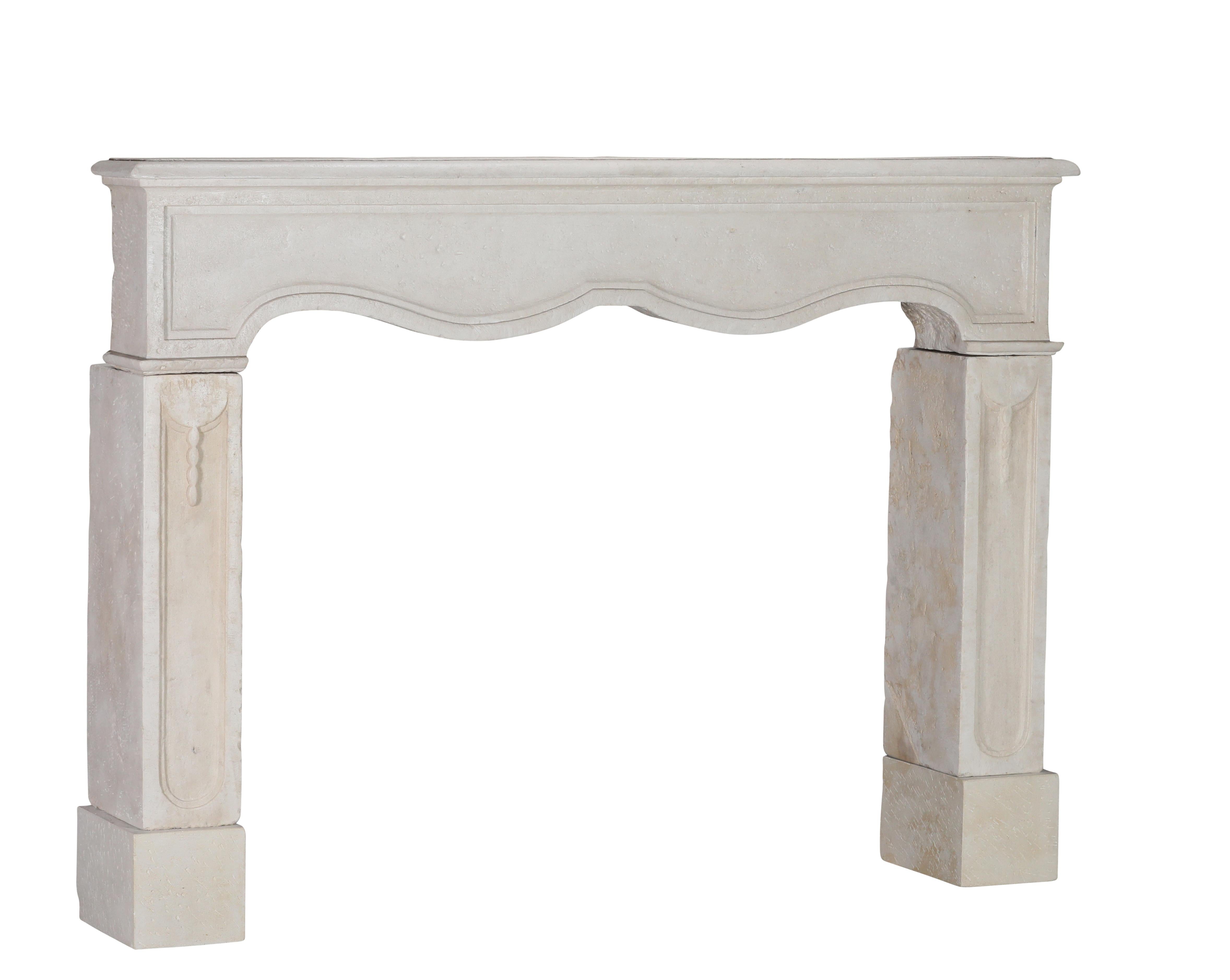 Reclaimed French Light Stone Fireplace In Timeless Louis XIV Style In Good Condition For Sale In Beervelde, BE