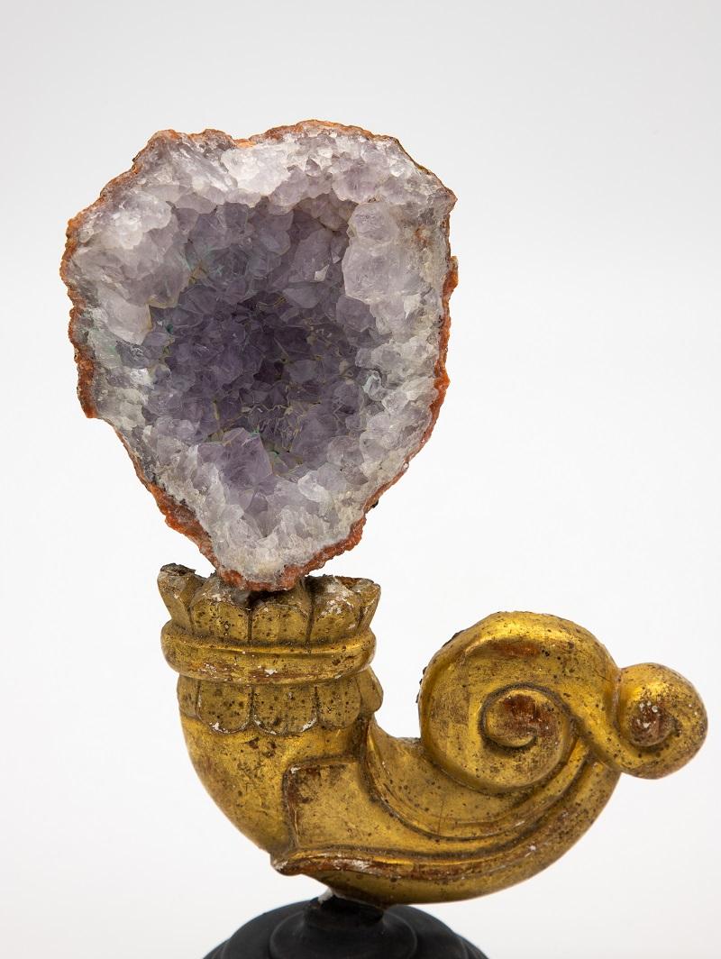 Reclaimed Gilt Fragment with Pale Amethyst For Sale 3