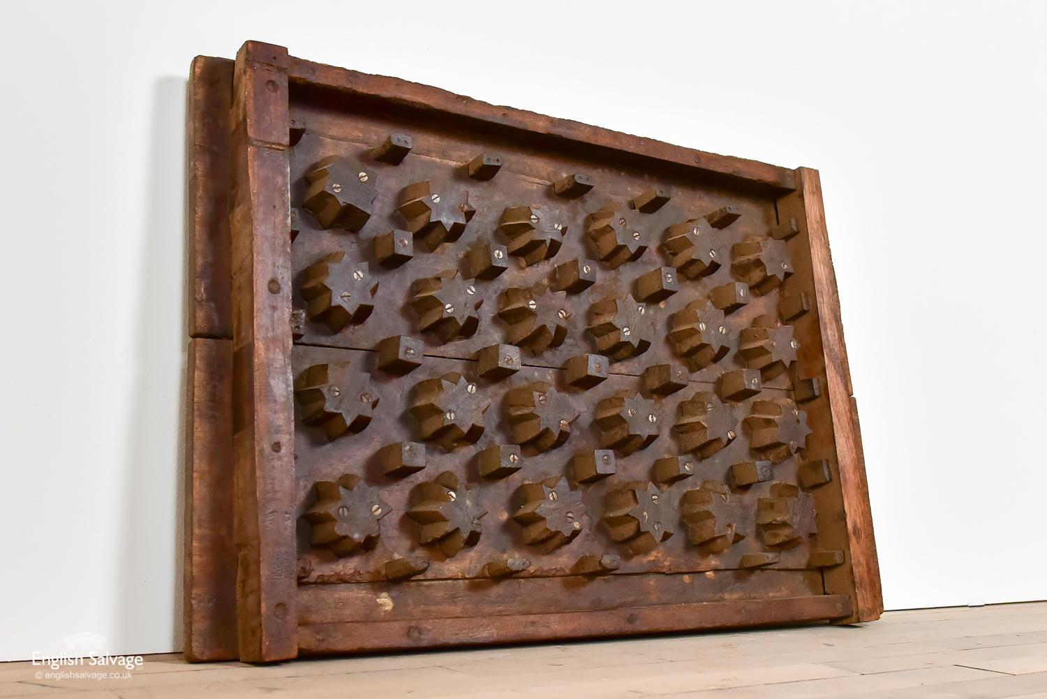 Reclaimed Hardwood Grill Mould, 20th Century For Sale 1