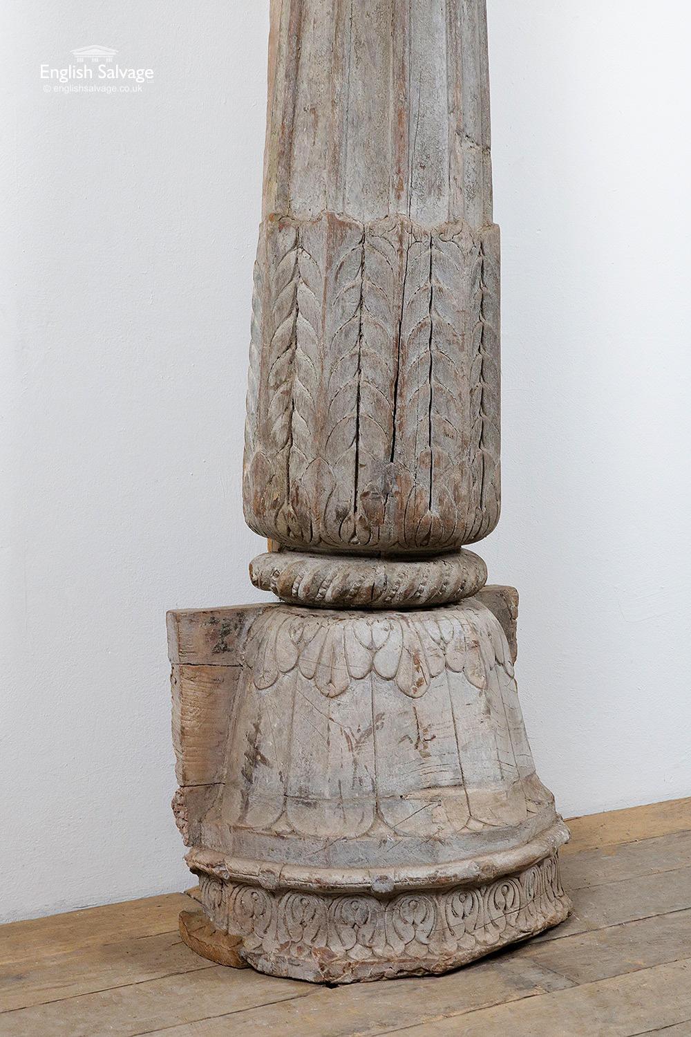 Reclaimed Indian Hardwood Pillar with Carving, 20th Century For Sale 2