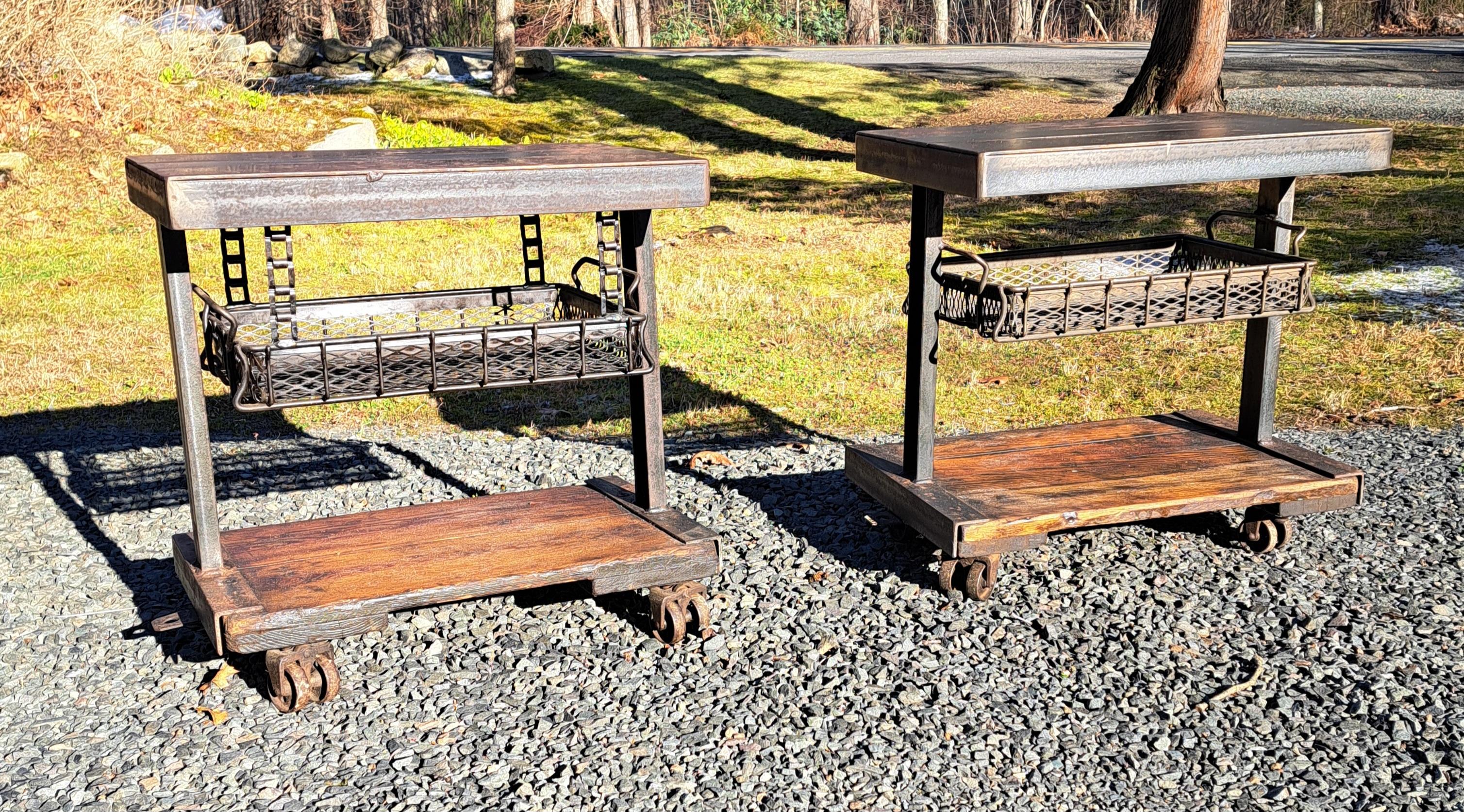 Reclaimed Industrial Side Tables a Pair en vente 3