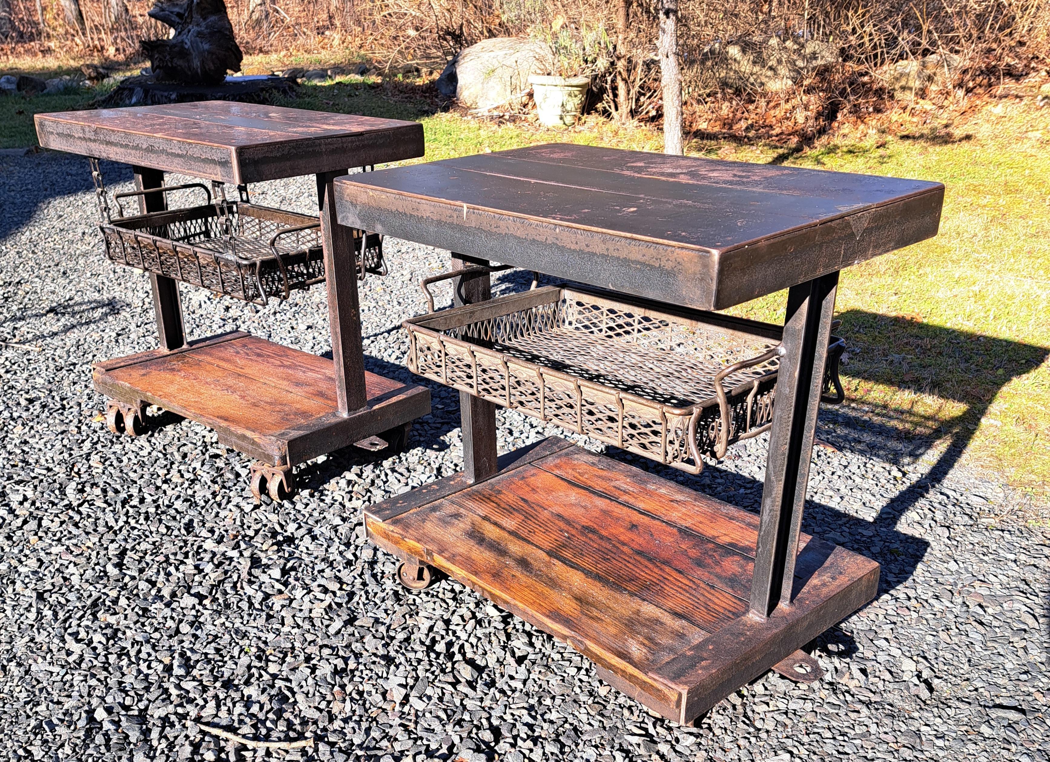 XXIe siècle et contemporain Reclaimed Industrial Side Tables a Pair en vente