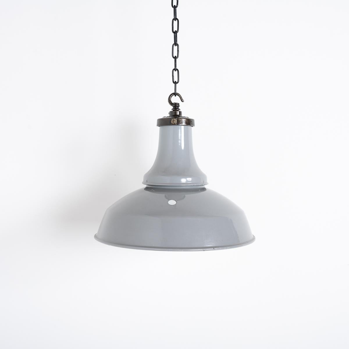 Reclaimed Industrial Vitreous Enamelled Pendant Lights by Benjamin Electric For Sale 5