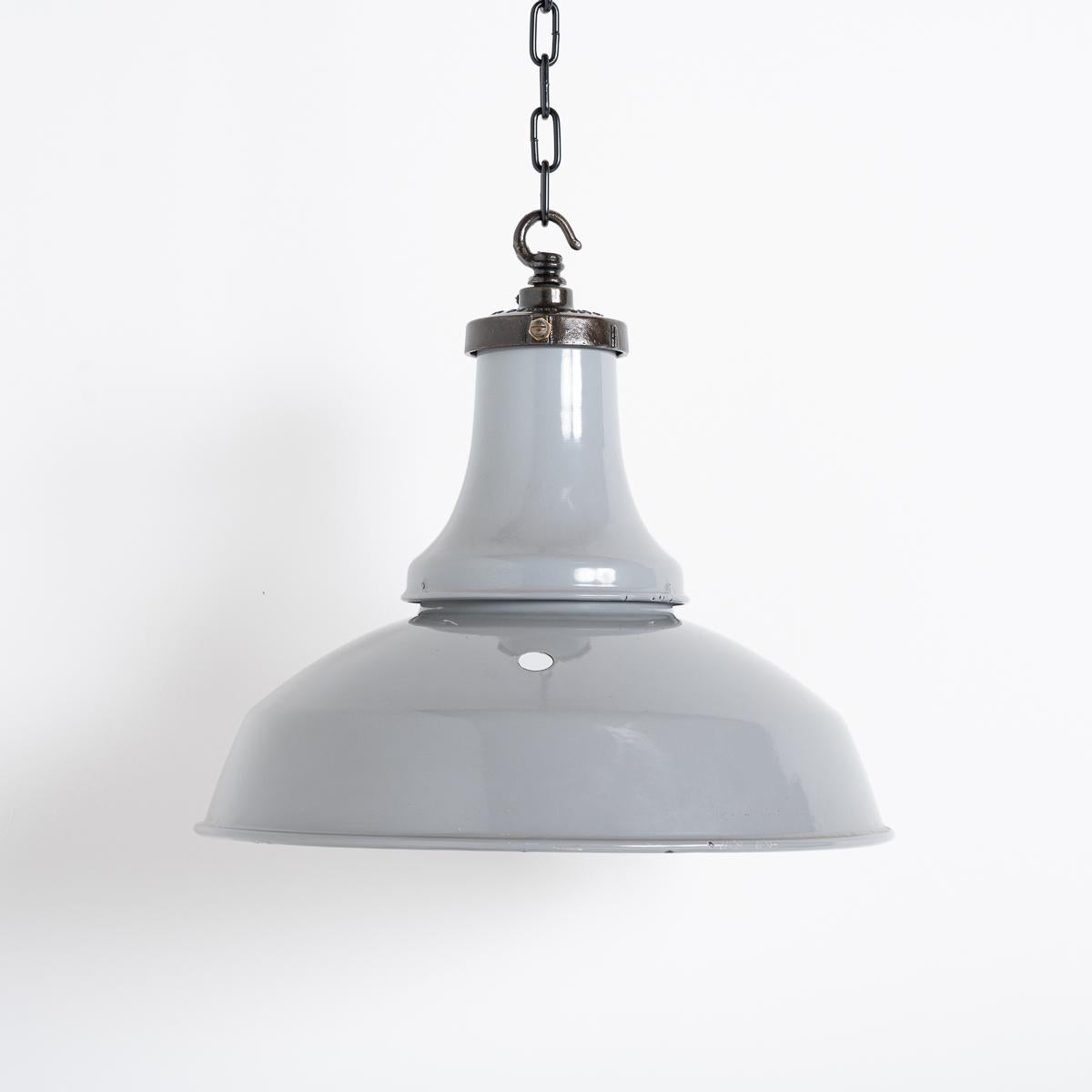 Reclaimed Industrial Vitreous Enamelled Pendant Lights by Benjamin Electric For Sale 6
