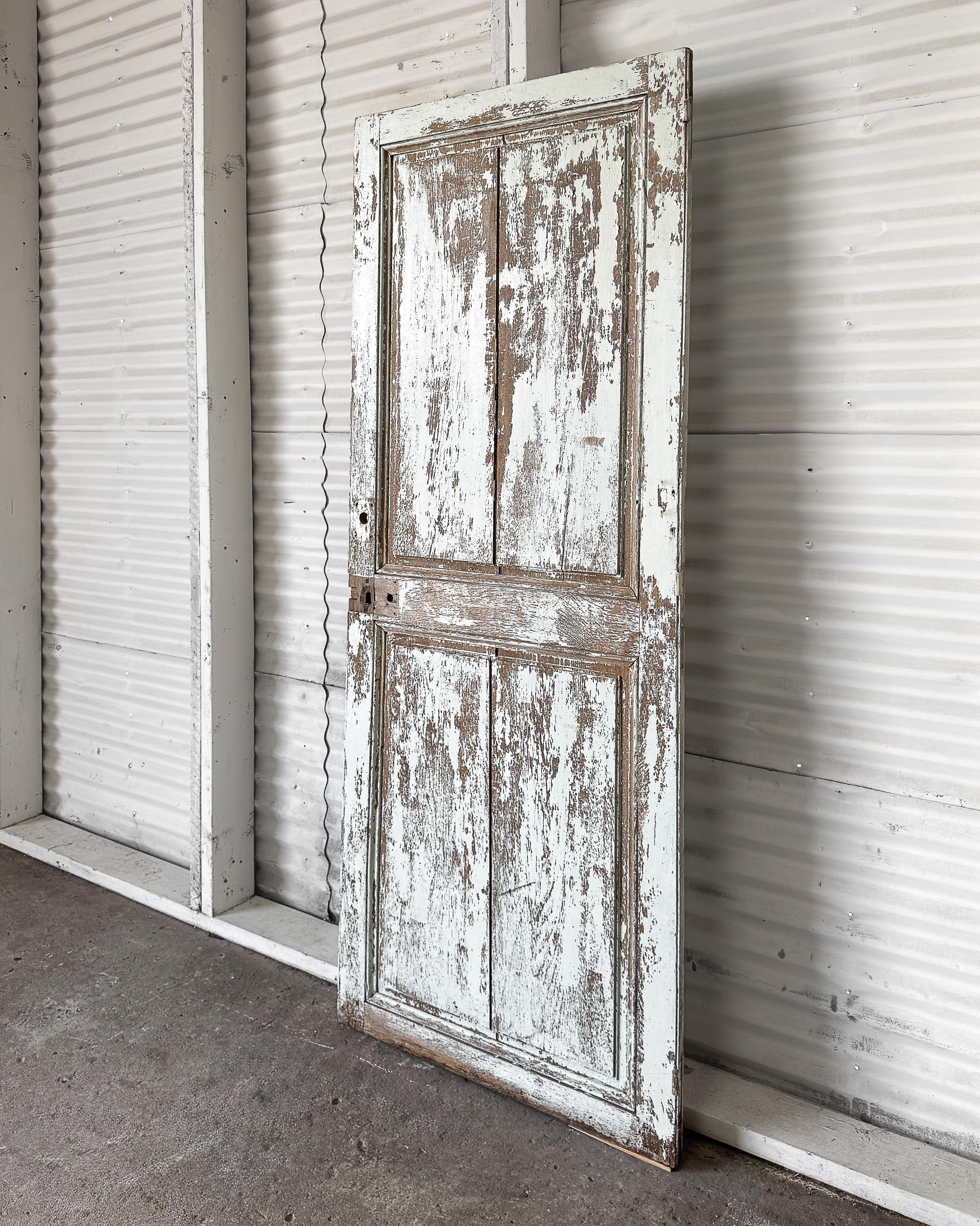 Aufgearbeitete französische 2-Paneel-Innentür aus dem späten 19. im Zustand „Gut“ im Angebot in Mckinney, TX