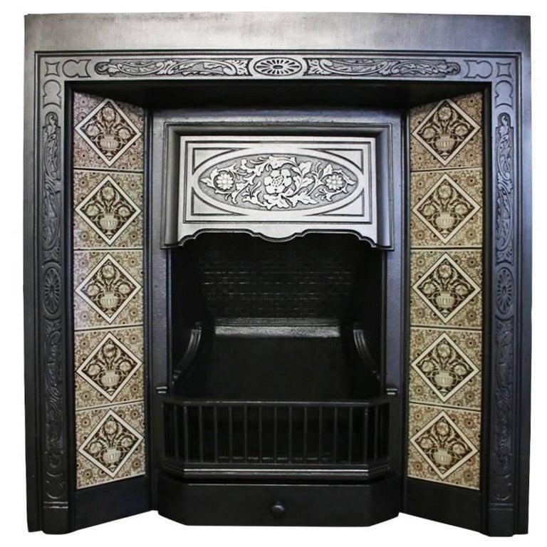 Reclaimed Late Victorian Cast Iron Fire Grate at 1stDibs